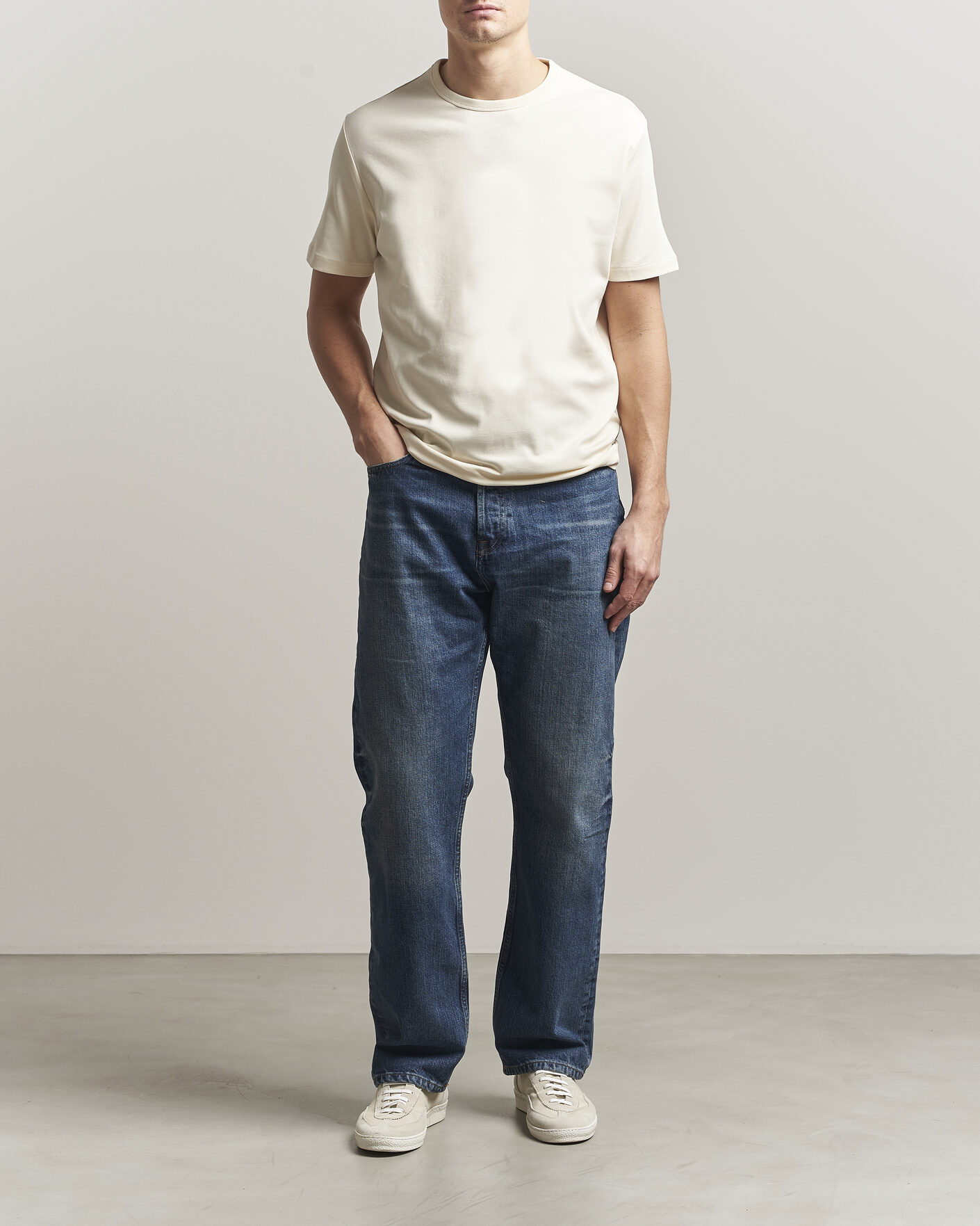 Hombres | Camisetas | Gant | Interlock Crew Neck T-Shirt Creamed White