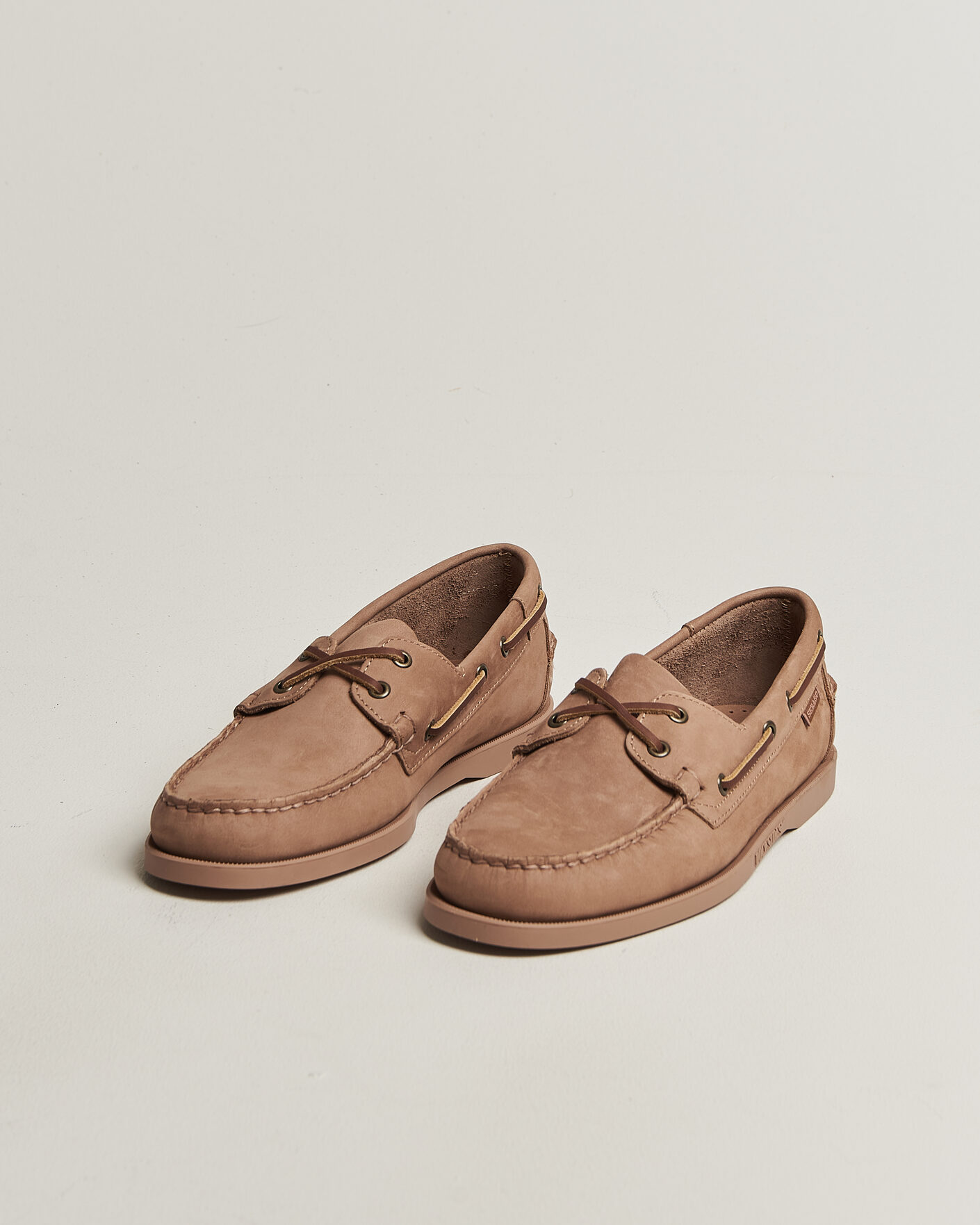 Hombres | Zapatos náuticos | Sebago | Docksides Portland Nubuck Boat Shoe Beige Taupe