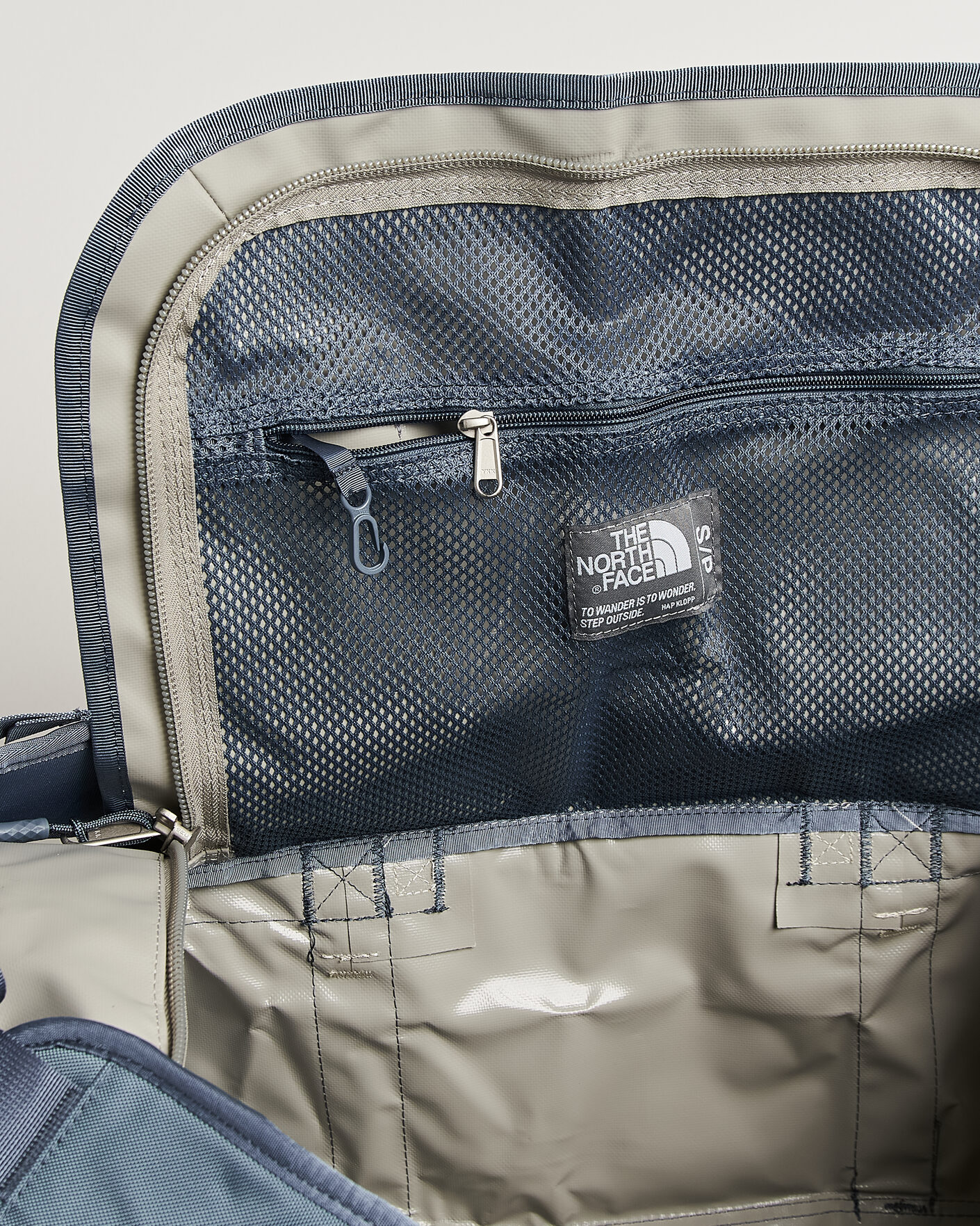 Hombres | Bolsos | The North Face | Base Camp Duffel S Stone Slab