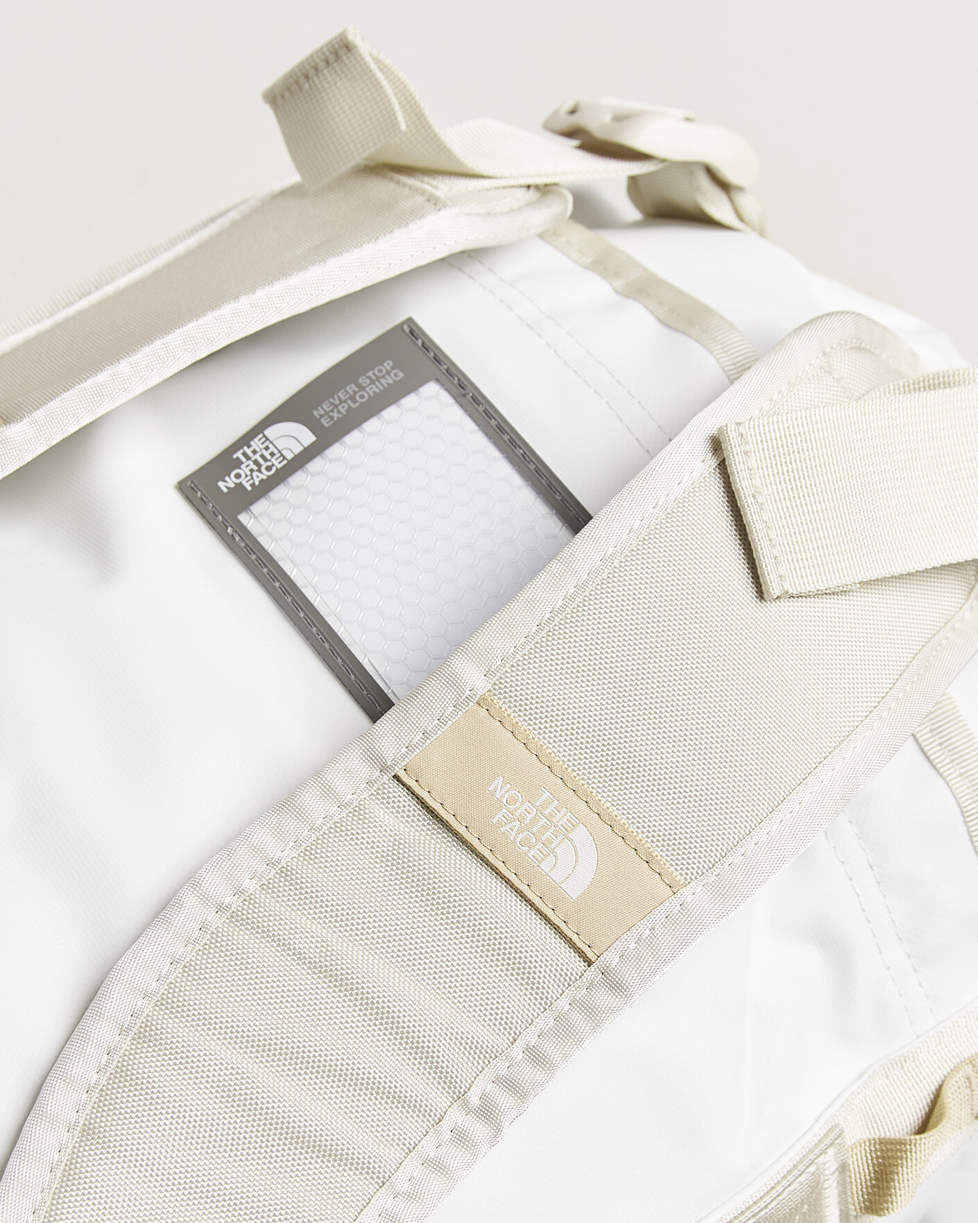 Hombres | Bolsos | The North Face | Base Camp Duffel S White Ash