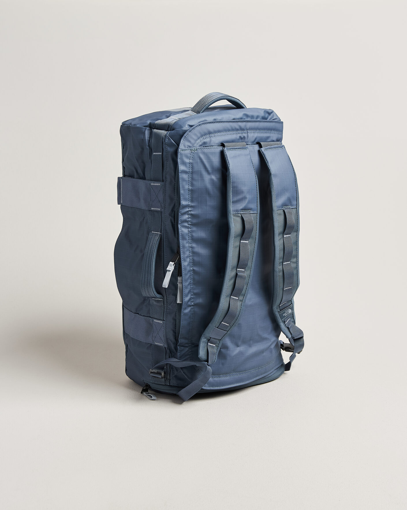Hombres | Bolsos | The North Face | Base Camp Voyager Duffel 32 Granite Grey
