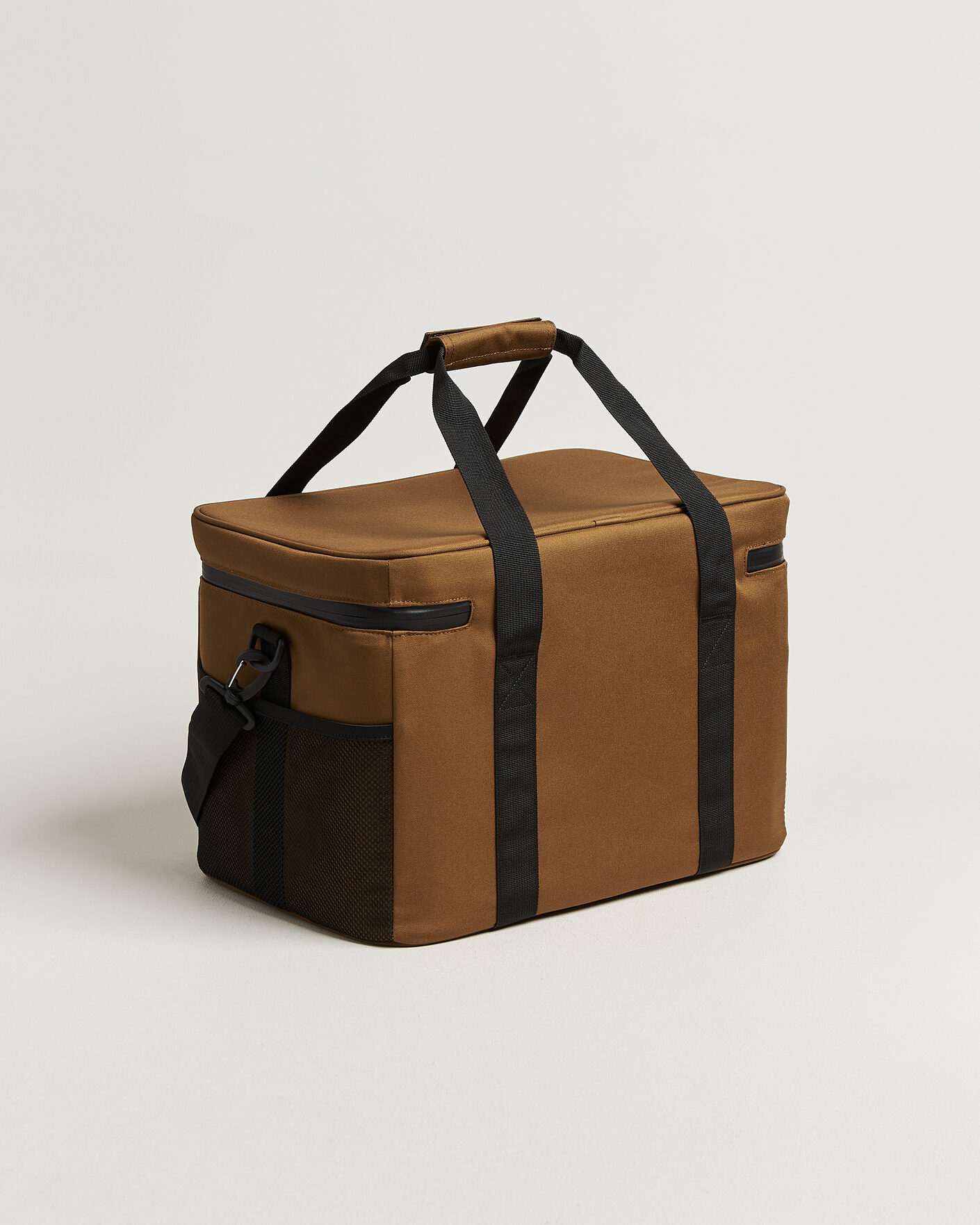 Hombres | Outdoor living | Carhartt WIP | Cooler Bag 34L Hamilton Brown