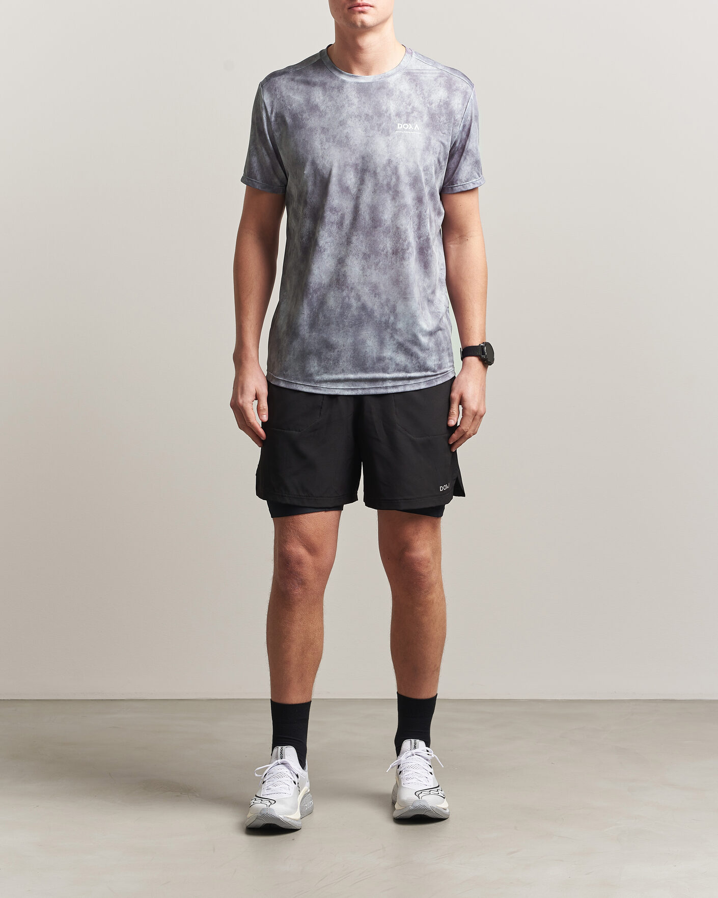 Hombres | Camisetas | DOXA | Rerun Short Sleeve T-Shirt Stone