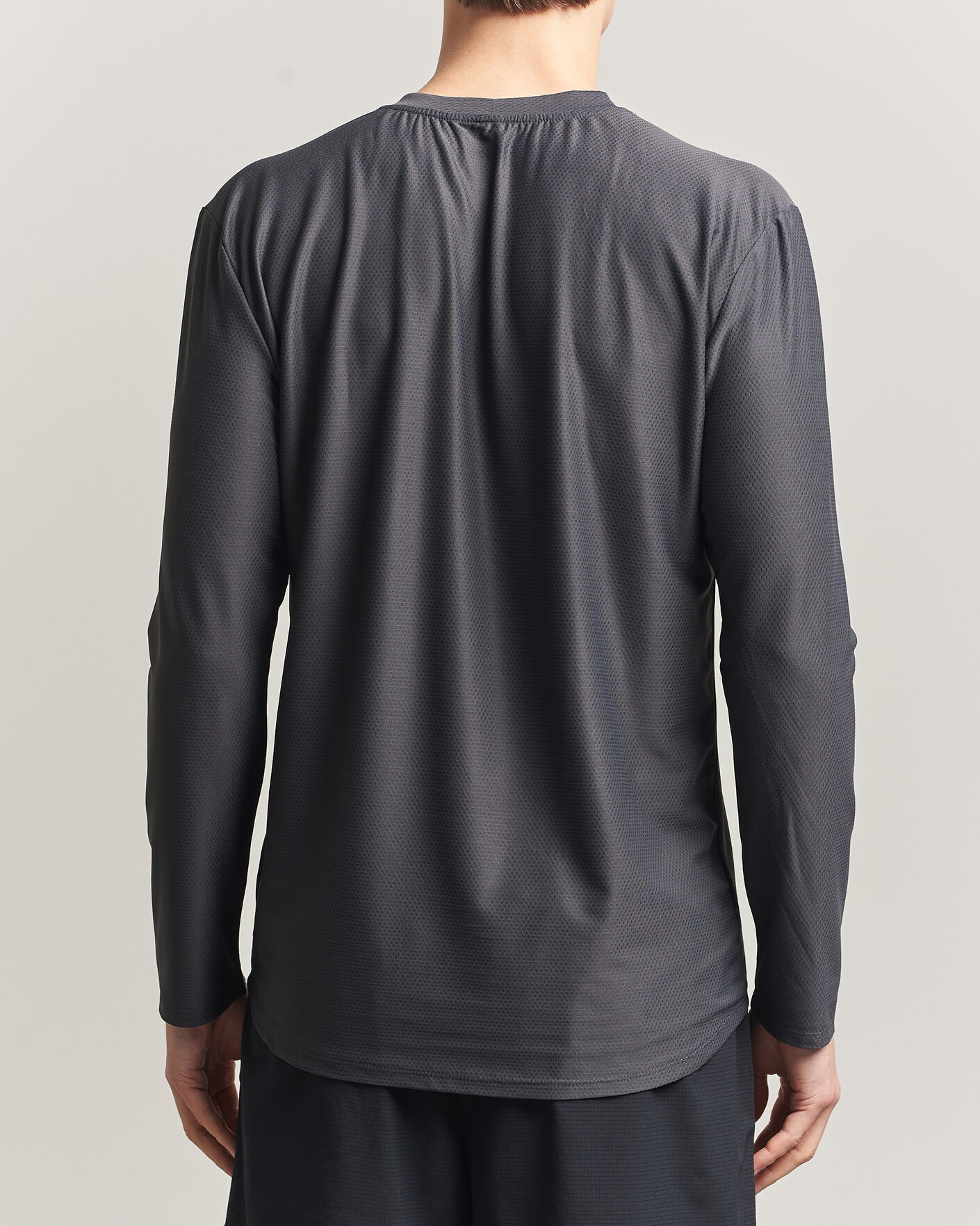 Hombres | Camisetas | DOXA | Rerun Long Sleeve T-Shirt Raven