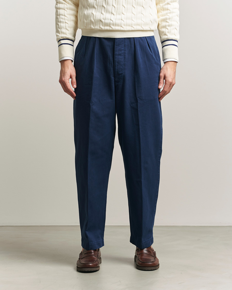 Hombres | Pantalones | Polo Ralph Lauren | Pleated Cotton Twill Chinos Dark Cobalt