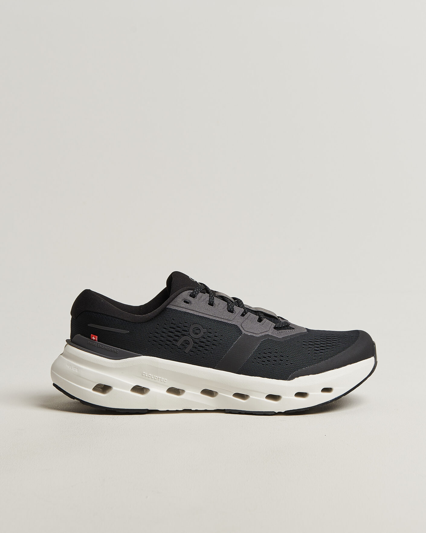Hombres | Zapatillas de correr | On | Cloudrunner 3 Black/Ivory