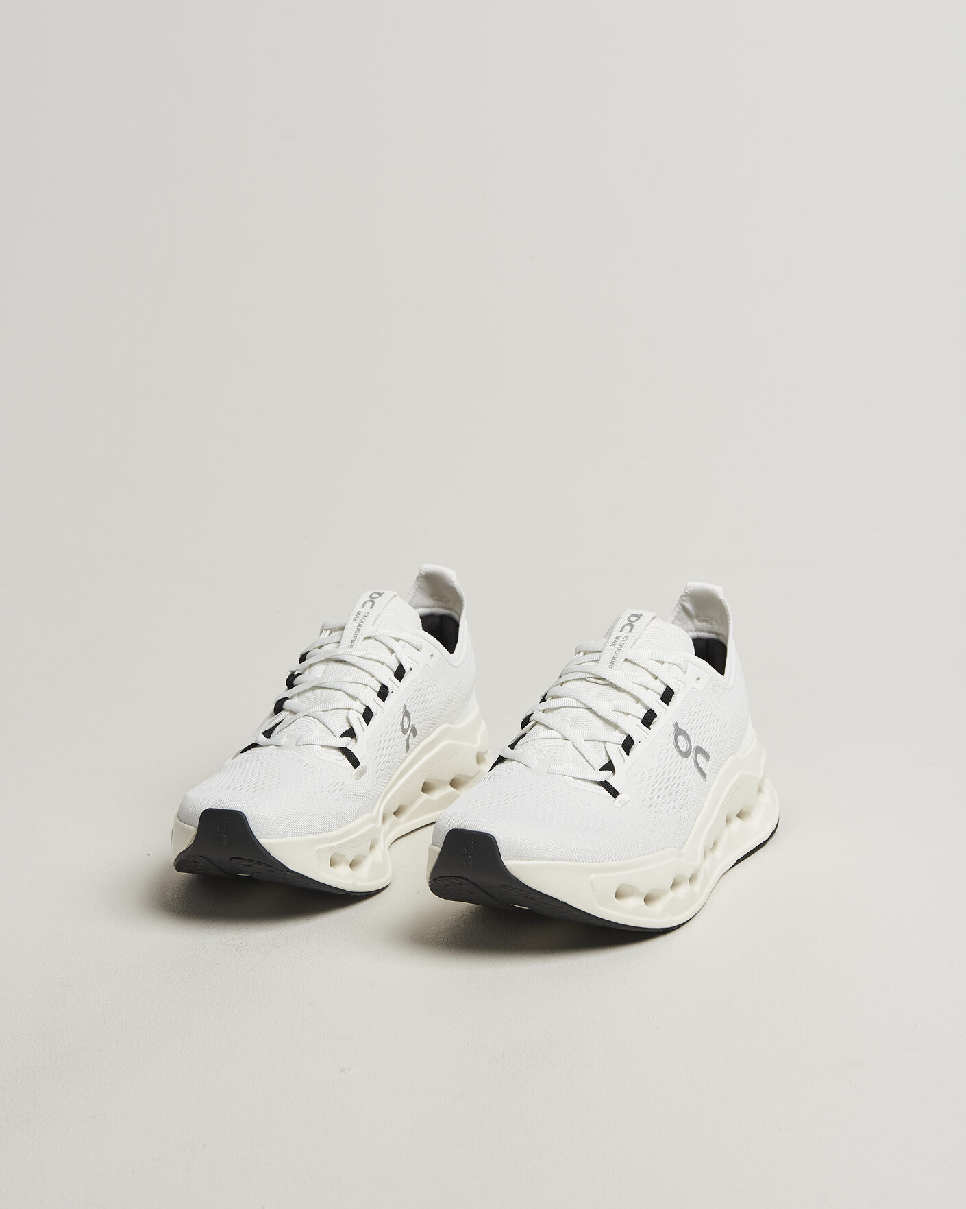 Hombres | Zapatillas de correr | On | Cloudsurfer Max White/White