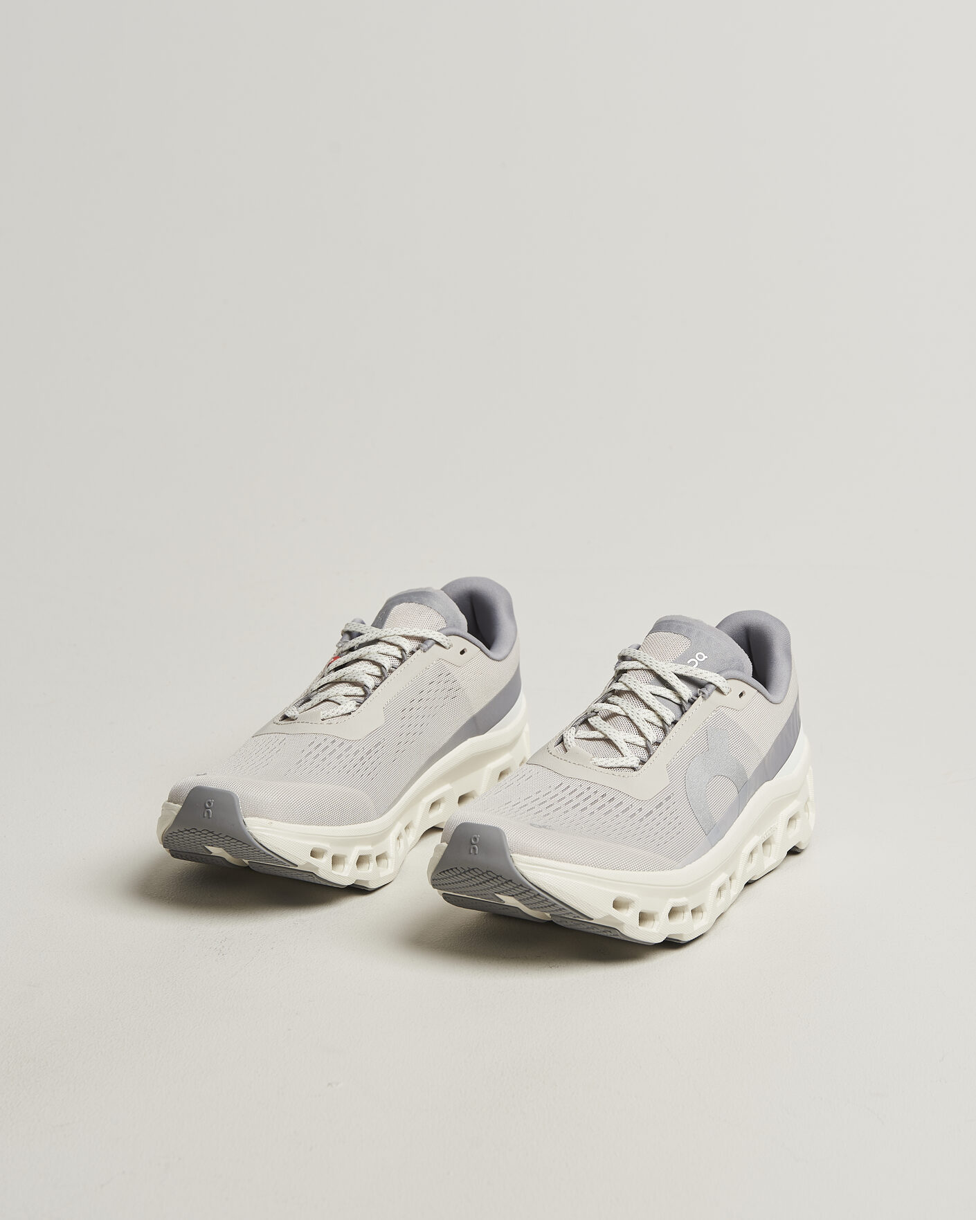 Hombres | Zapatillas de correr | On | Cloudmonster 1 Pearl/Ivory