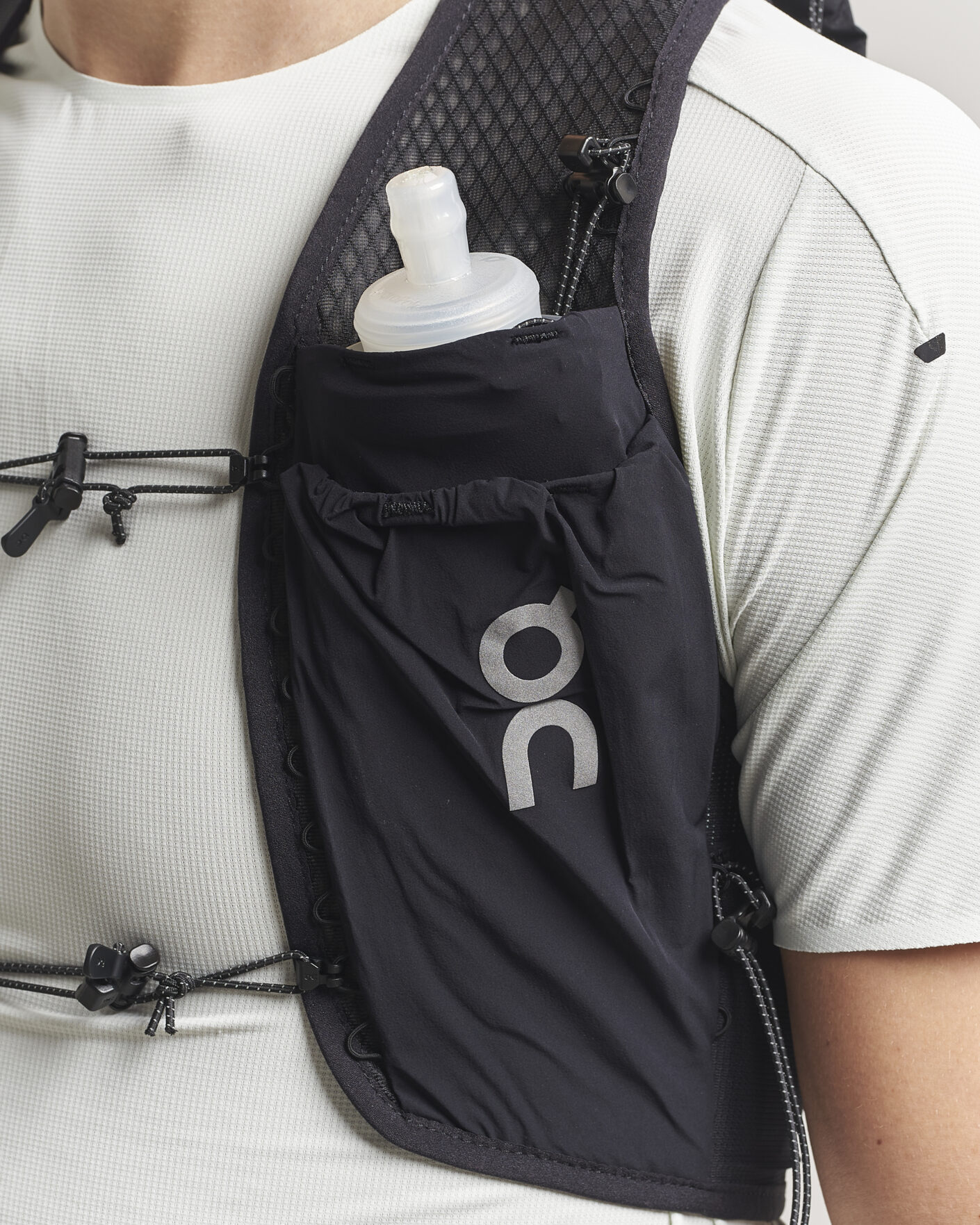 Hombres | Accesorios activos | On | Ultra Vest Pro 10L Black