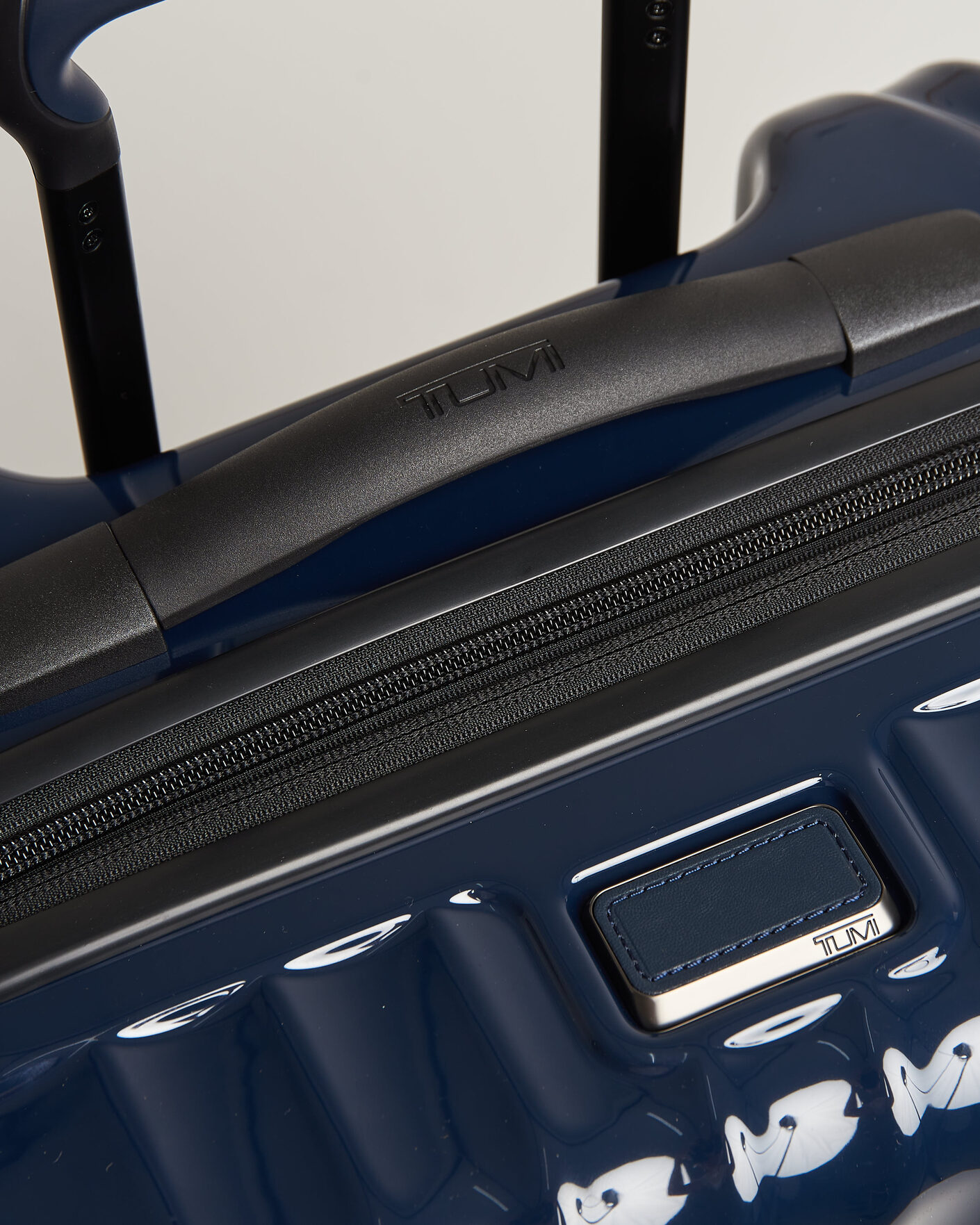 Hombres | Bolsos | TUMI | 19 Degree International Carry-on Trolley Navy
