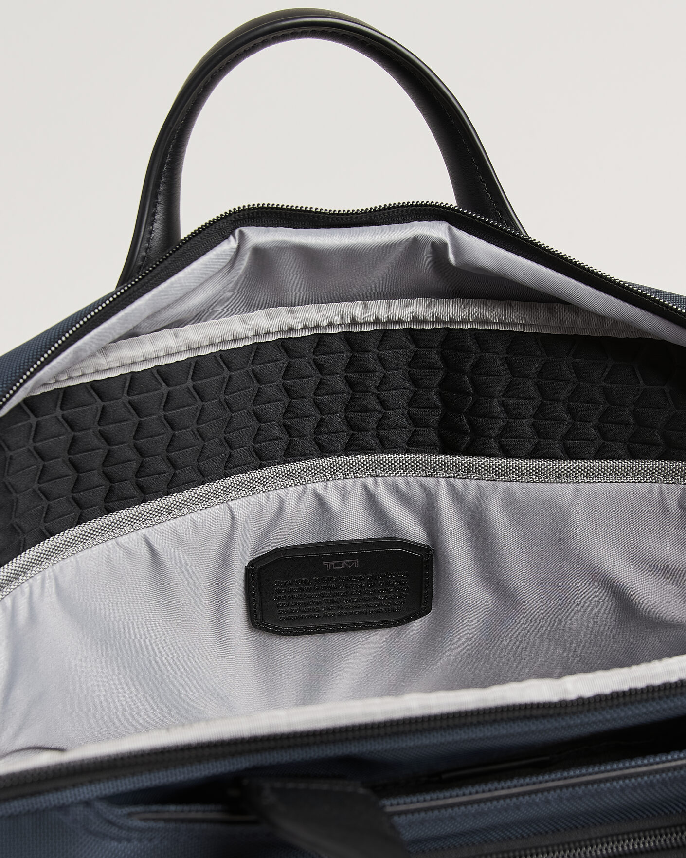 Hombres | Bolsos | TUMI | Alpha 4 Medium Briefcase Navy