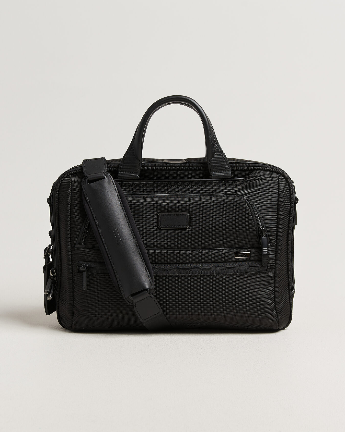 Hombres | Bolsos | TUMI | Alpha 4 Medium Briefcase Black