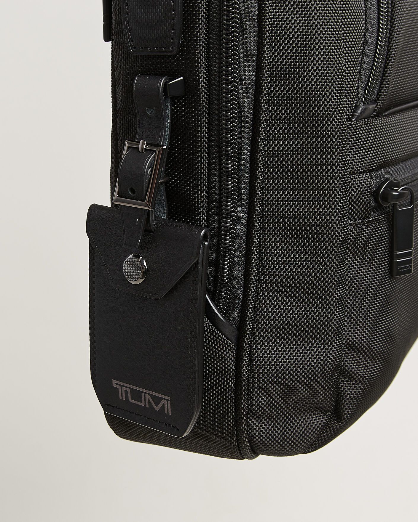 Hombres | Bolsos | TUMI | Alpha 4 Medium Briefcase Black