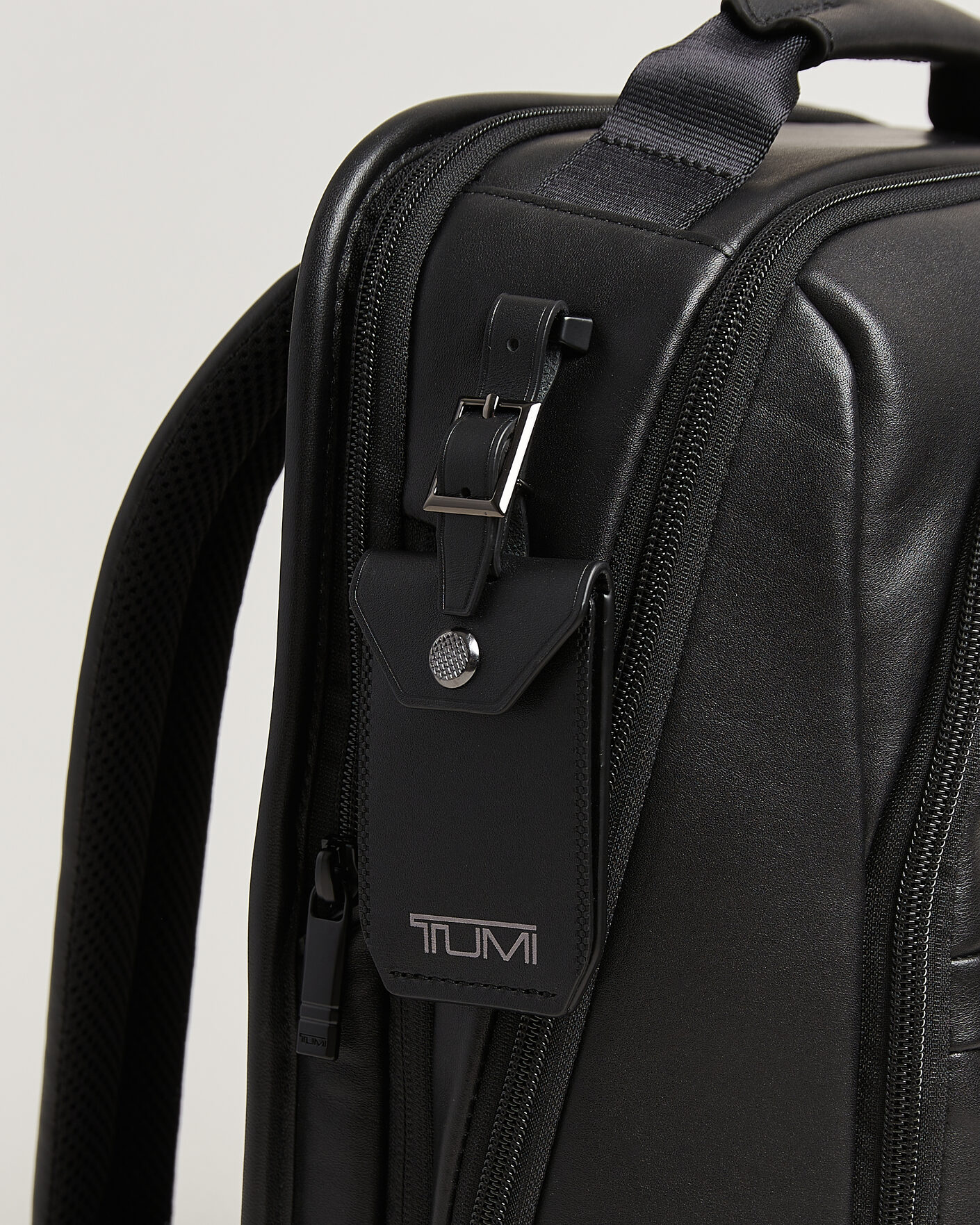 Hombres | Bolsos | TUMI | Alpha 4 Expandable Medium Backpack Black