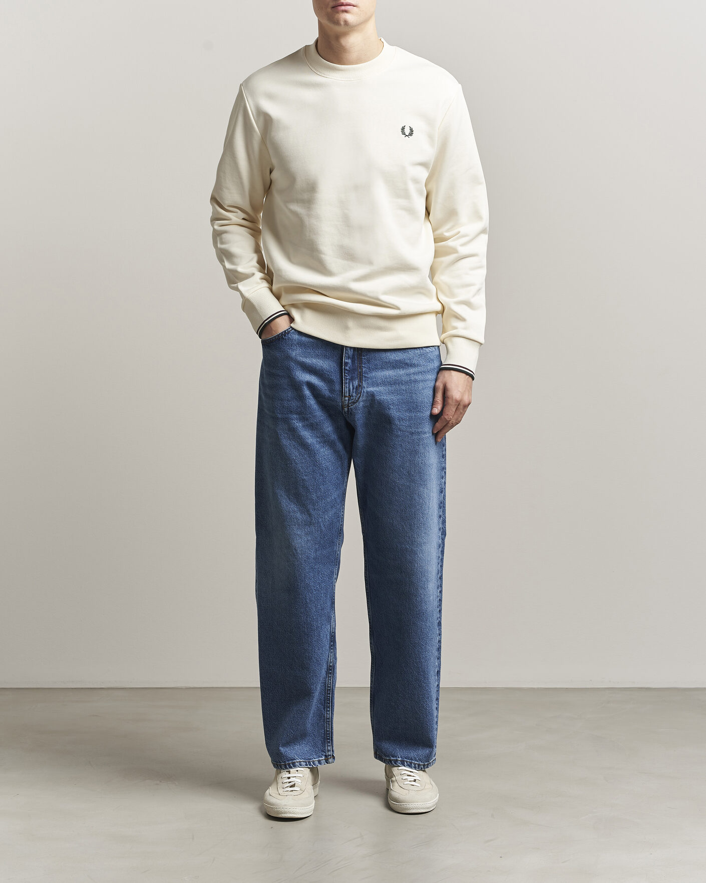Hombres | Jerséis y prendas de punto | Fred Perry | Crew Neck Sweatshirt Ecru