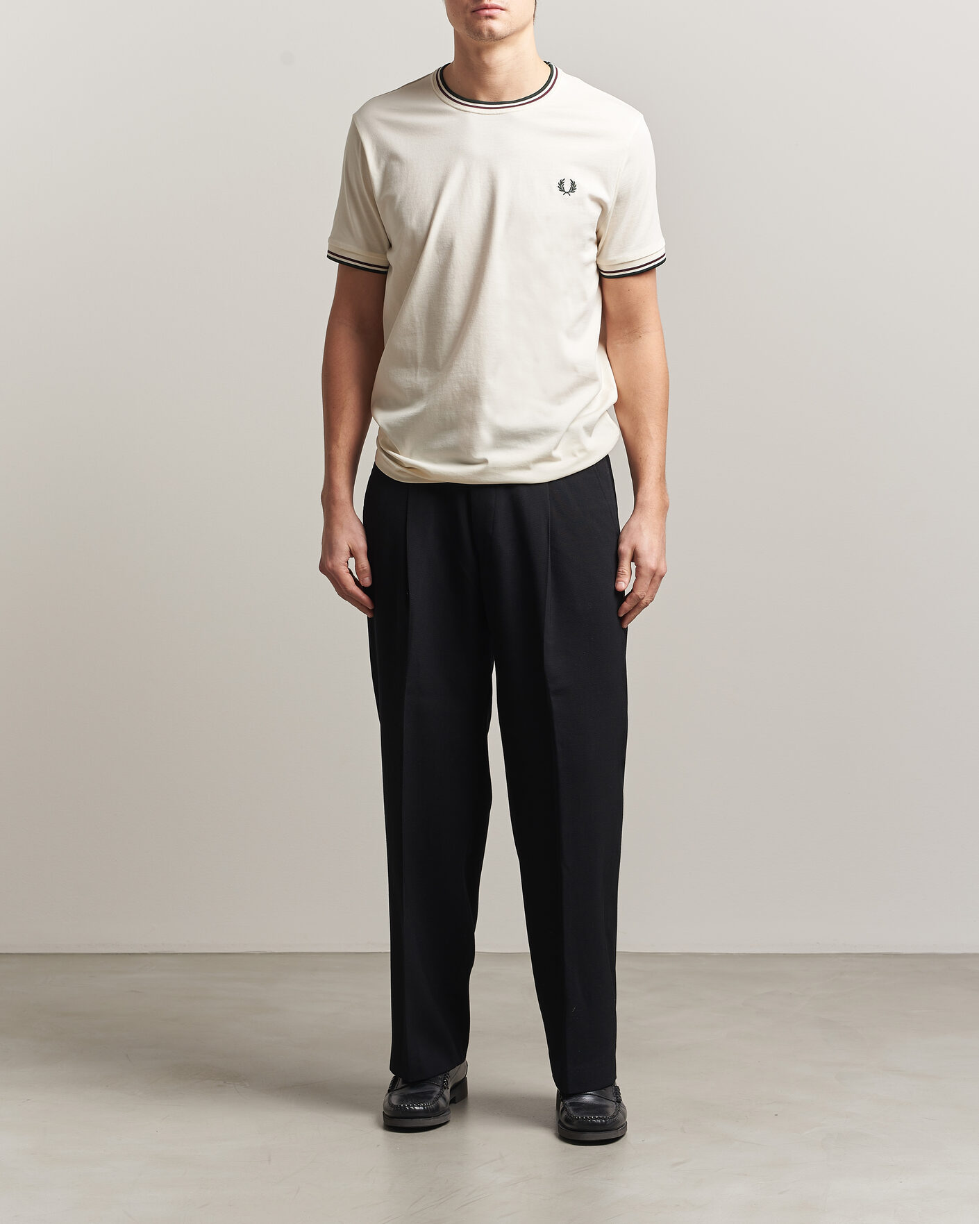 Hombres | Camisetas | Fred Perry | Twin Tipped T-Shirt Ecru