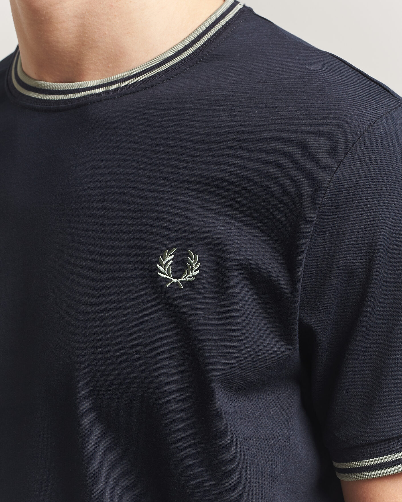 Hombres | Camisetas | Fred Perry | Twin Tipped T-Shirt Navy
