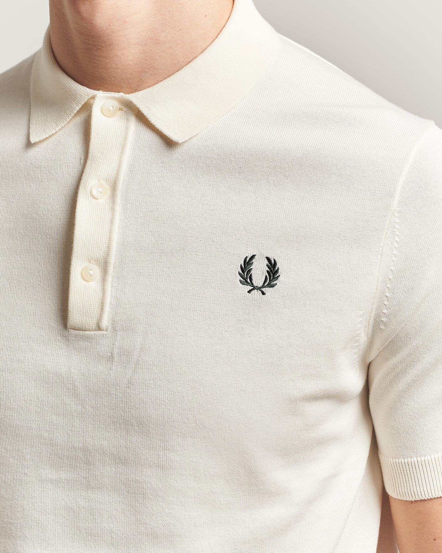Hombres | Polos | Fred Perry | Cotton Knitted Polo Ecru