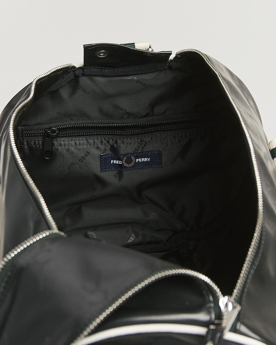 Hombres | Bolsos | Fred Perry | Classic Barrel Bag Grassroots Green/Ecru