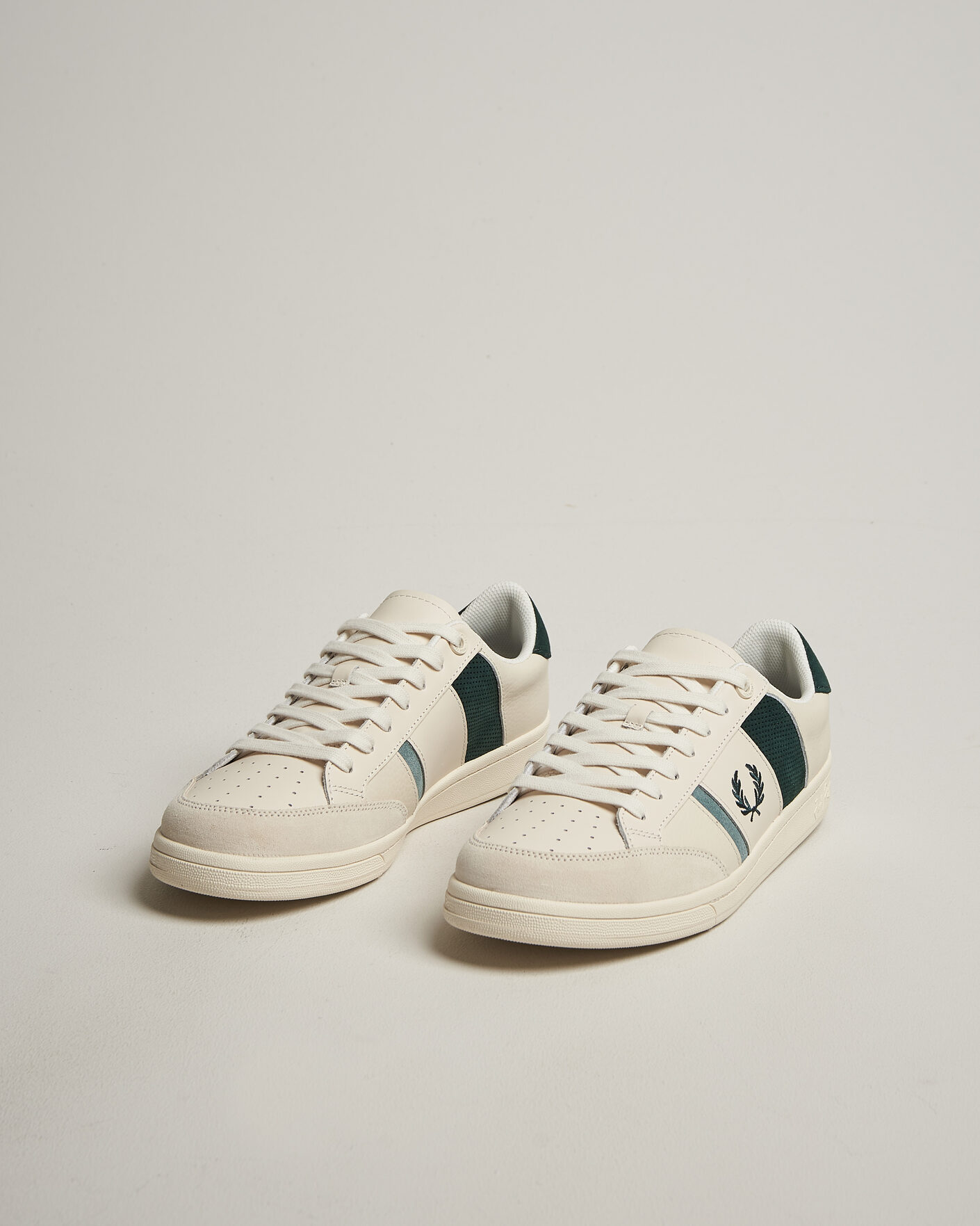 Hombres | Zapatillas | Fred Perry | B725 Leather/Suede Sneaker Ecru