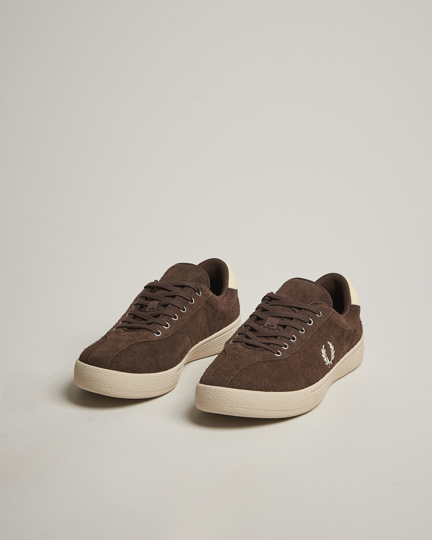 Hombres | Zapatillas | Fred Perry | Tennis Suede Sneaker Burnt Tobacco