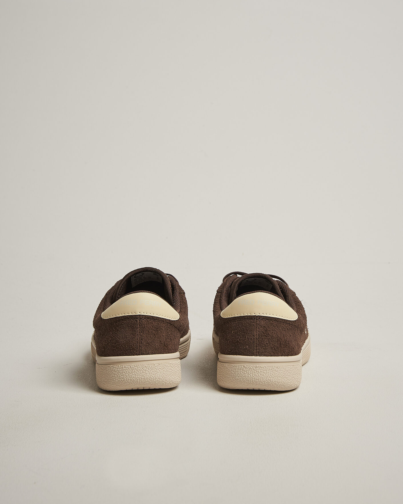 Hombres | Zapatillas | Fred Perry | Tennis Suede Sneaker Burnt Tobacco