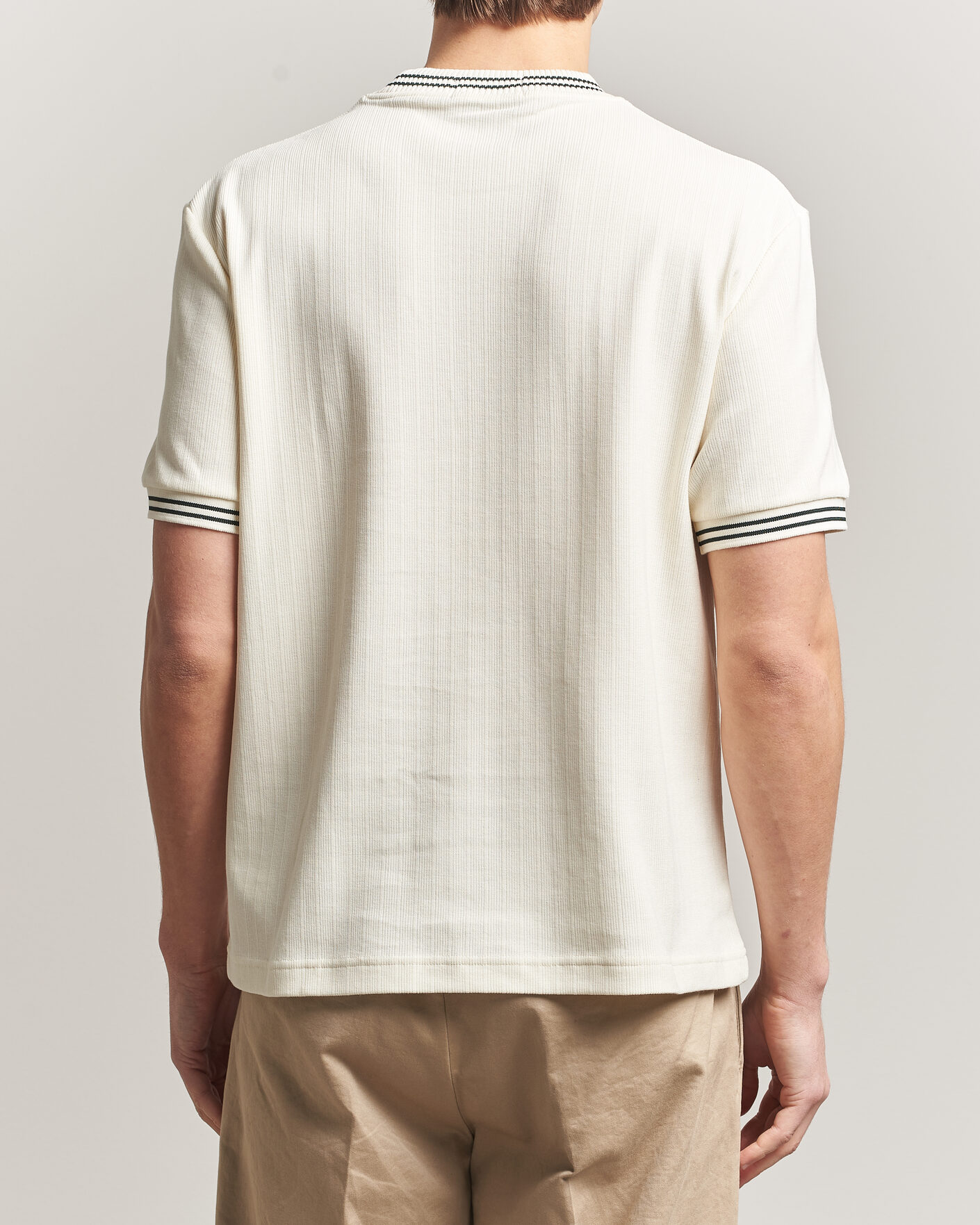 Hombres | Camisetas | Fred Perry | Rib Knitted T-Shirt Ecru