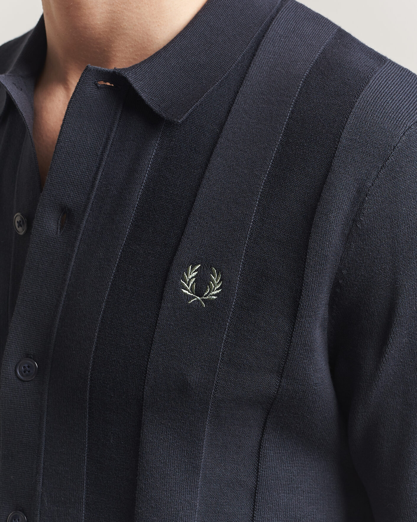 Hombres | Camisas | Fred Perry | Tonal Vertical Striped Knitted Shirt Navy