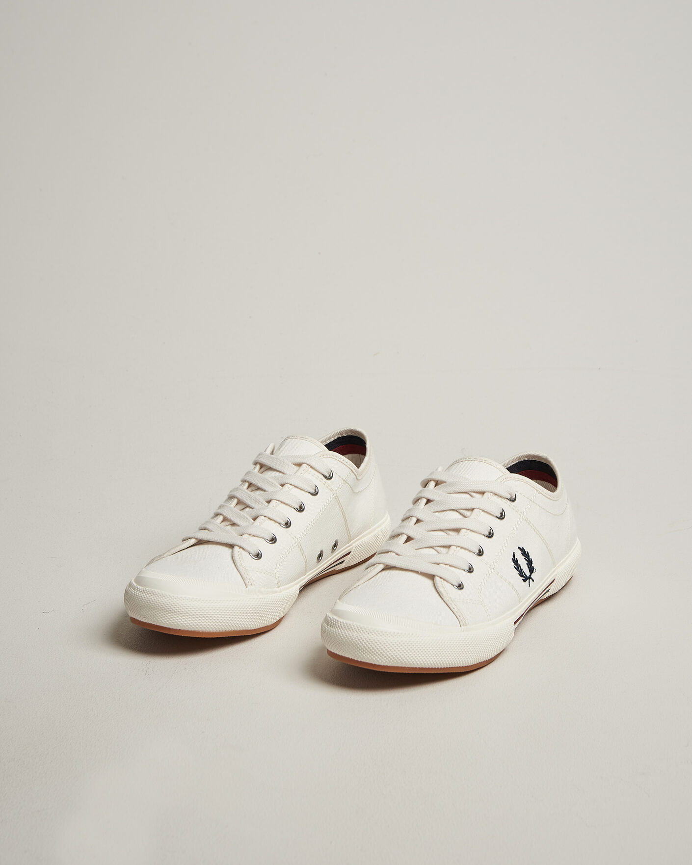 Hombres | Zapatillas | Fred Perry | B708 Vintage Tennis Sneaker Snow White
