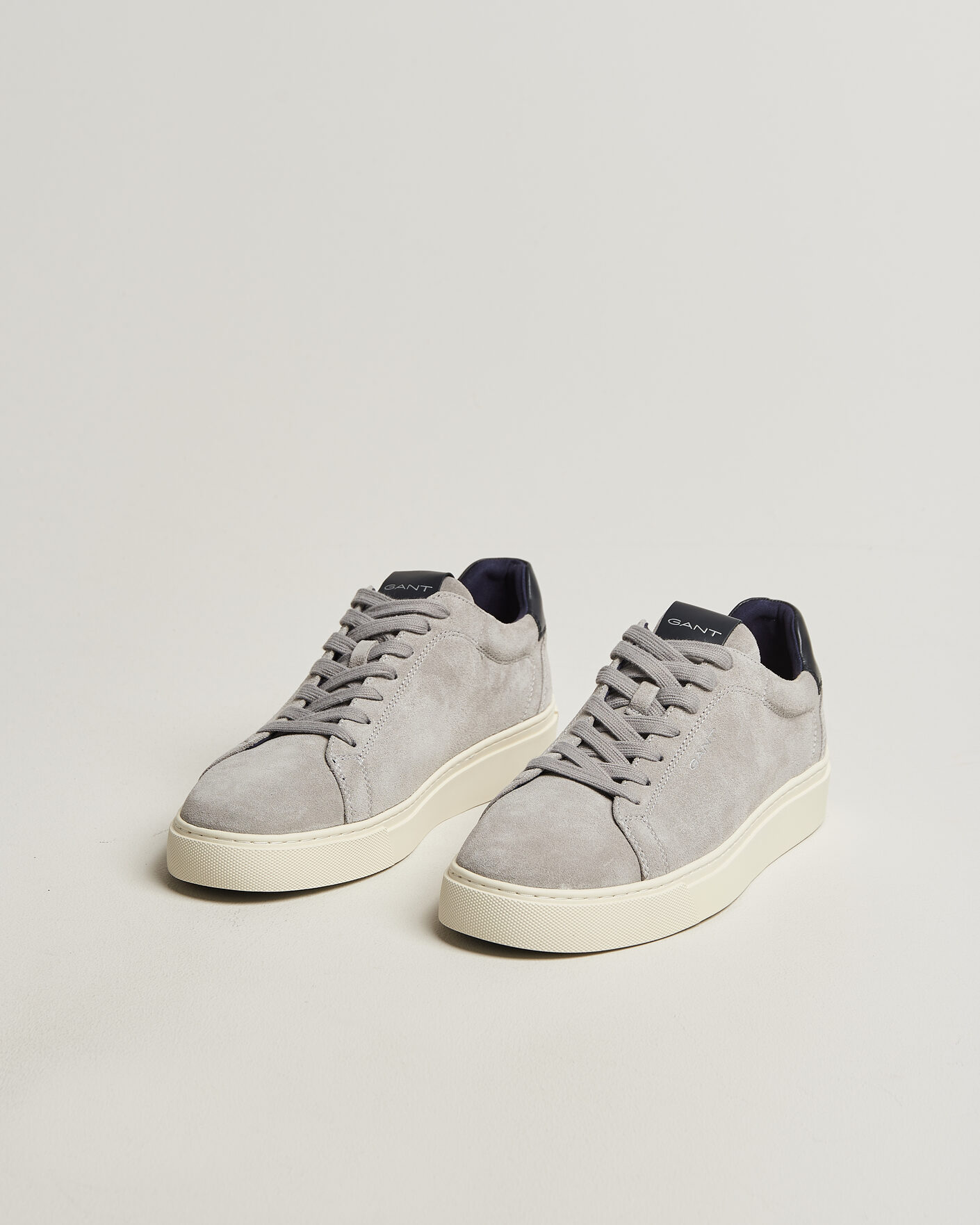 Hombres | Zapatillas | GANT | Mc Julien Suede Sneaker Light Grey