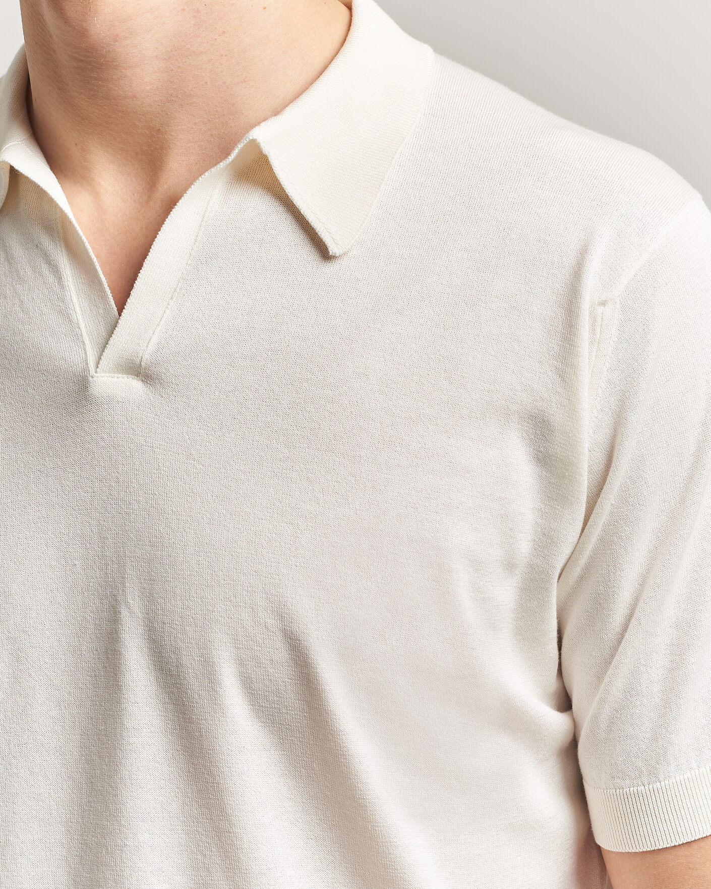Hombres | Polos | John Smedley | Noah Open Collar Sea Island Polo Starch