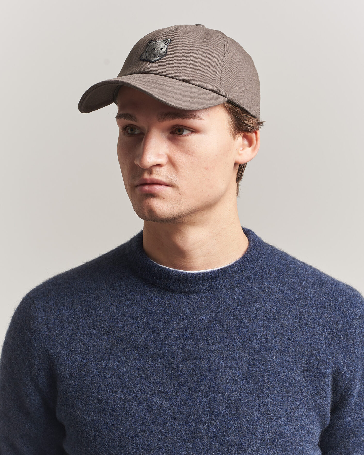 Hombres | Sombreros y gorras | Maison Kitsuné | Tonal Fox Head Cap Beluga