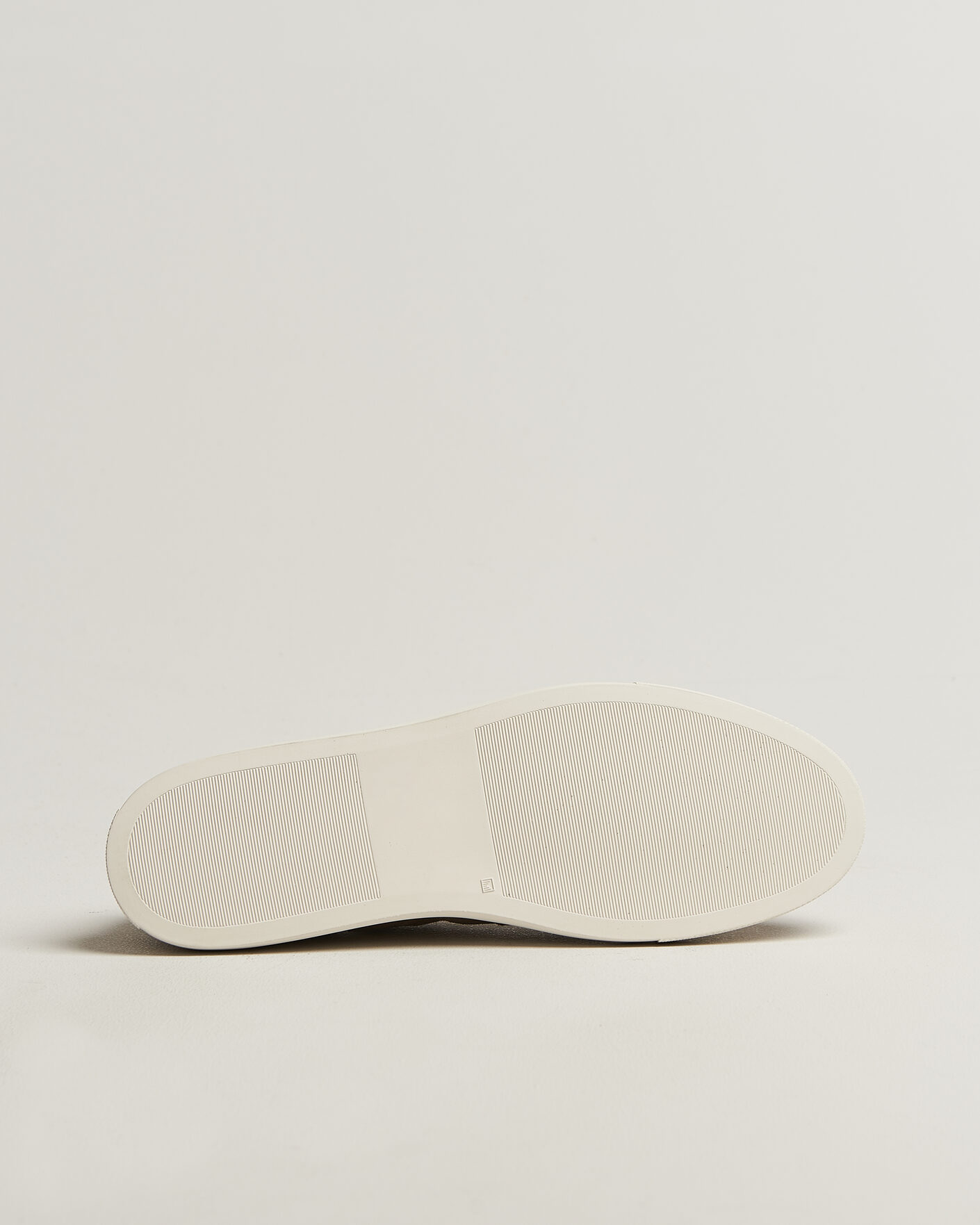 Hombres | Zapatillas | Common Projects | BBall Slim Deconstructed Suede Sneaker Taupe