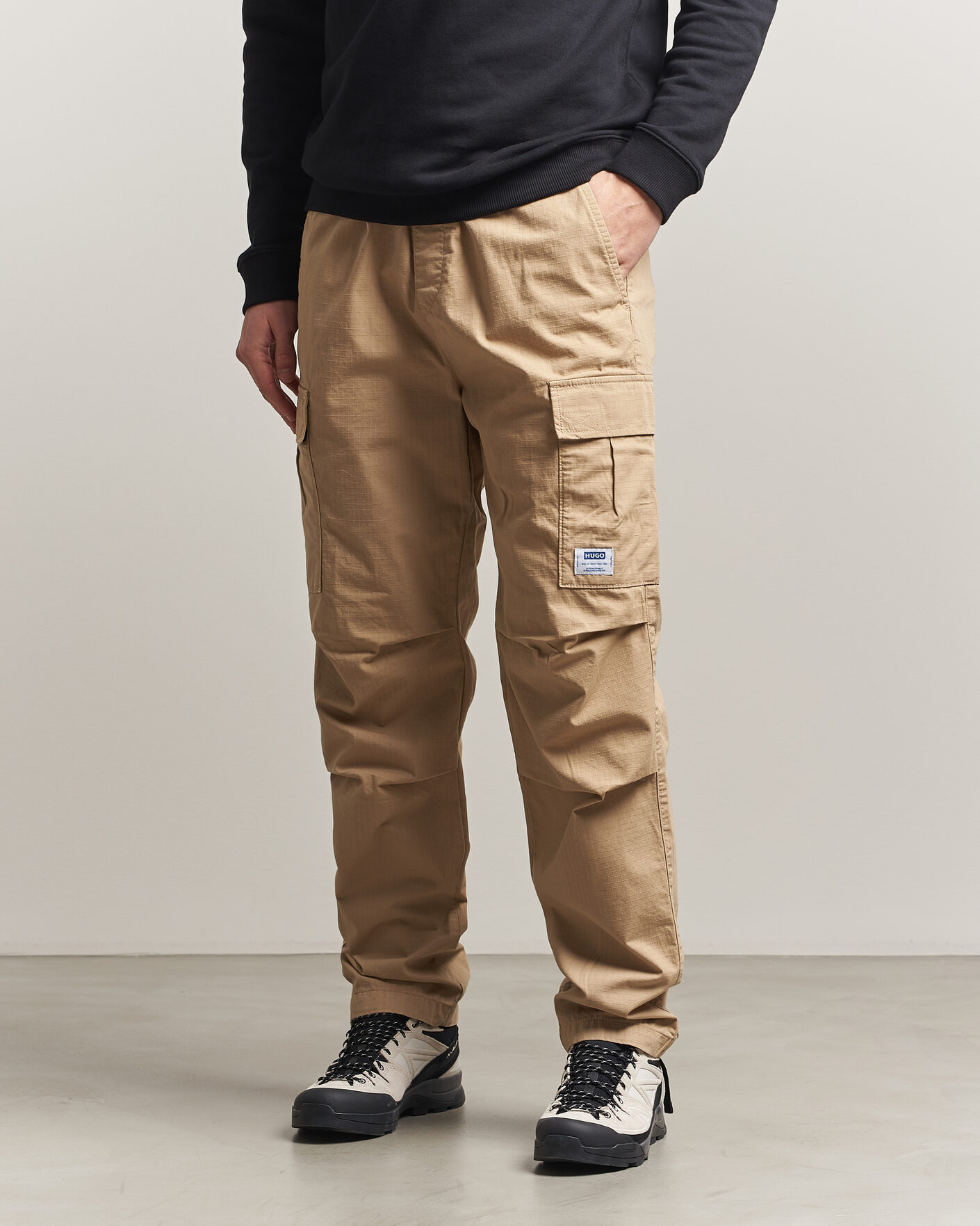 Hombres | Pantalones | HUGO | Gadic Cargo Drawstring Pants Medium Beige