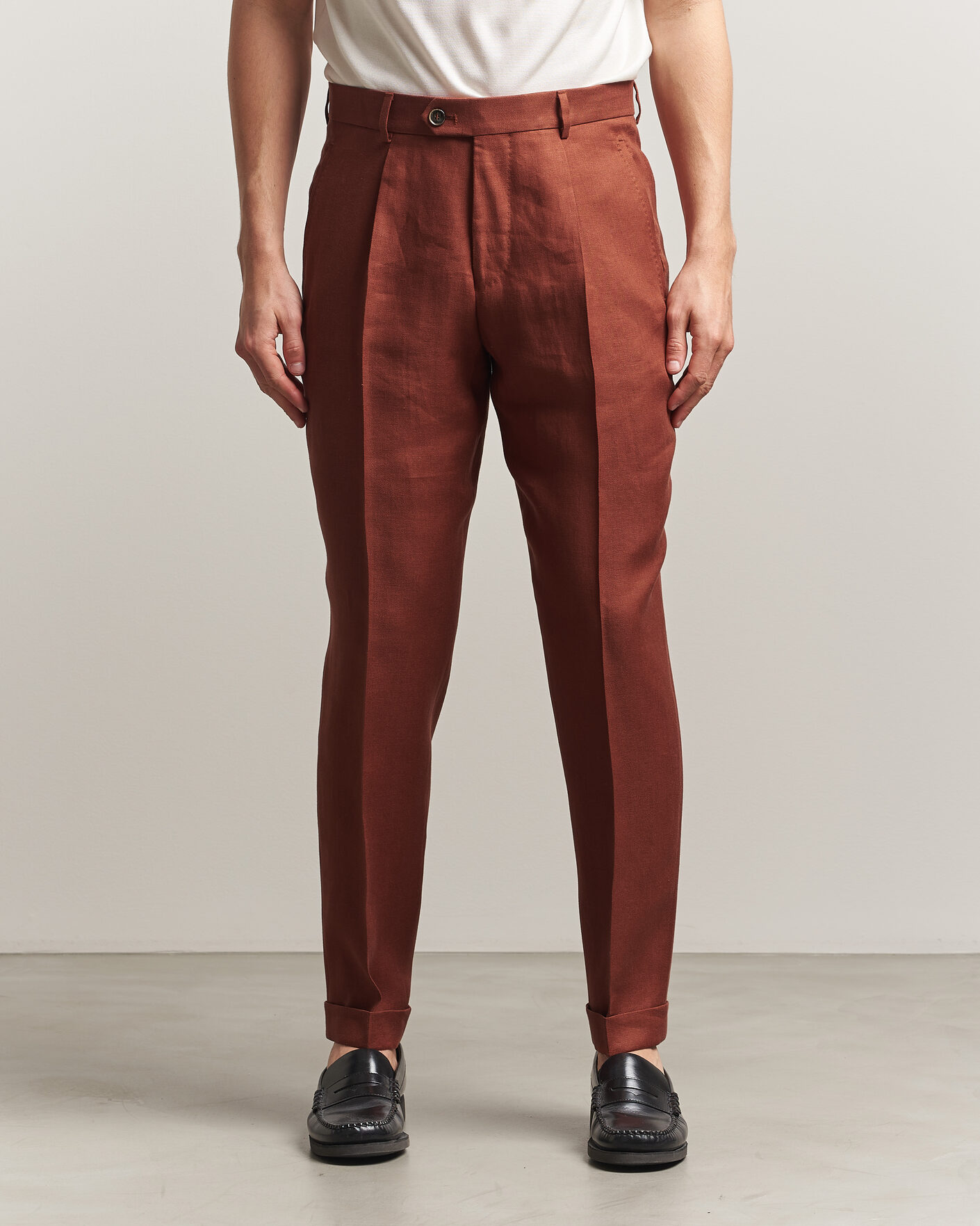 Hombres | Pantalones | BOSS CAMEL | Peet Linen Pleated Trousers Rust