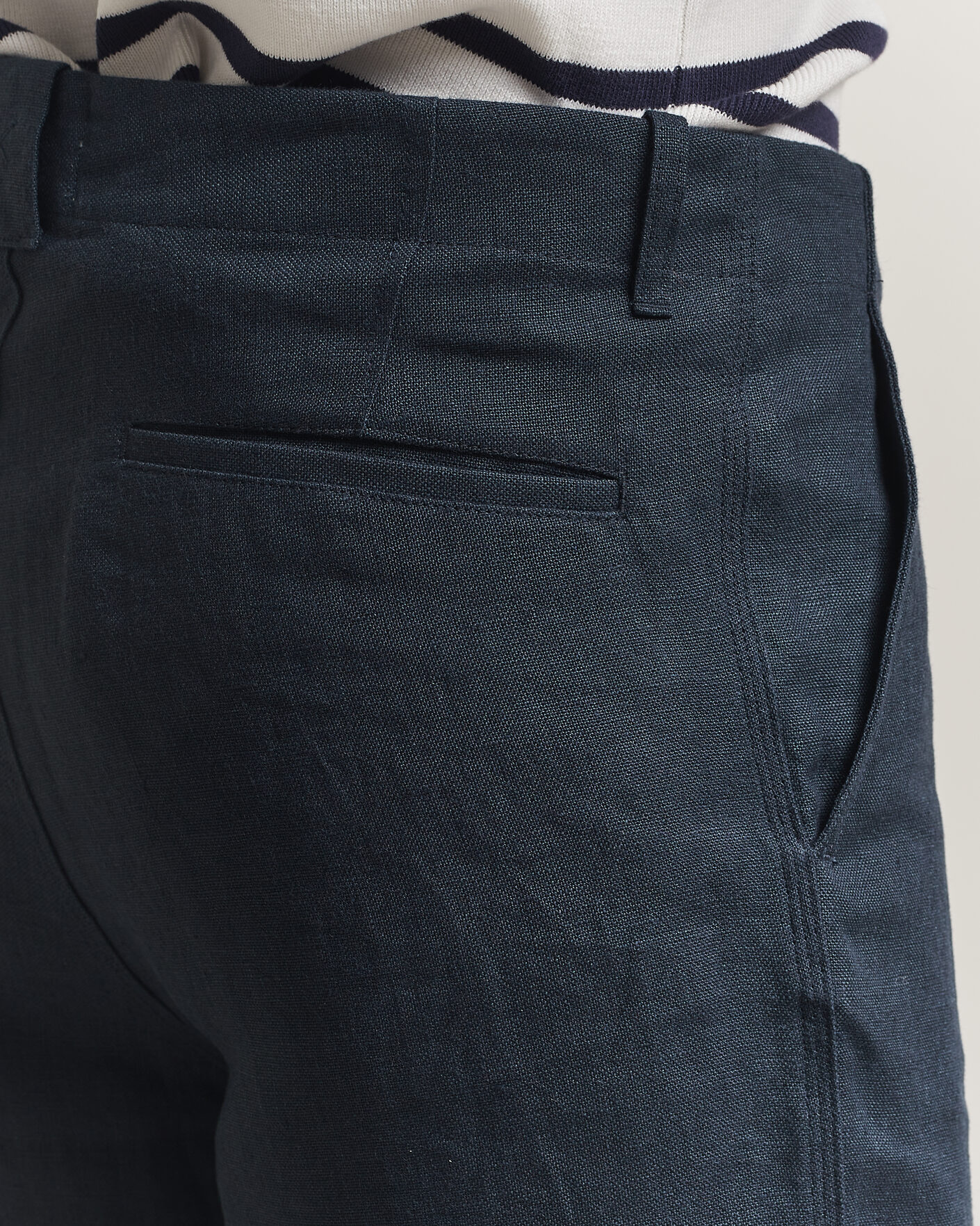 Hombres | Pantalones cortos | Peregrine | Windsor Linen Shorts Navy Stripe