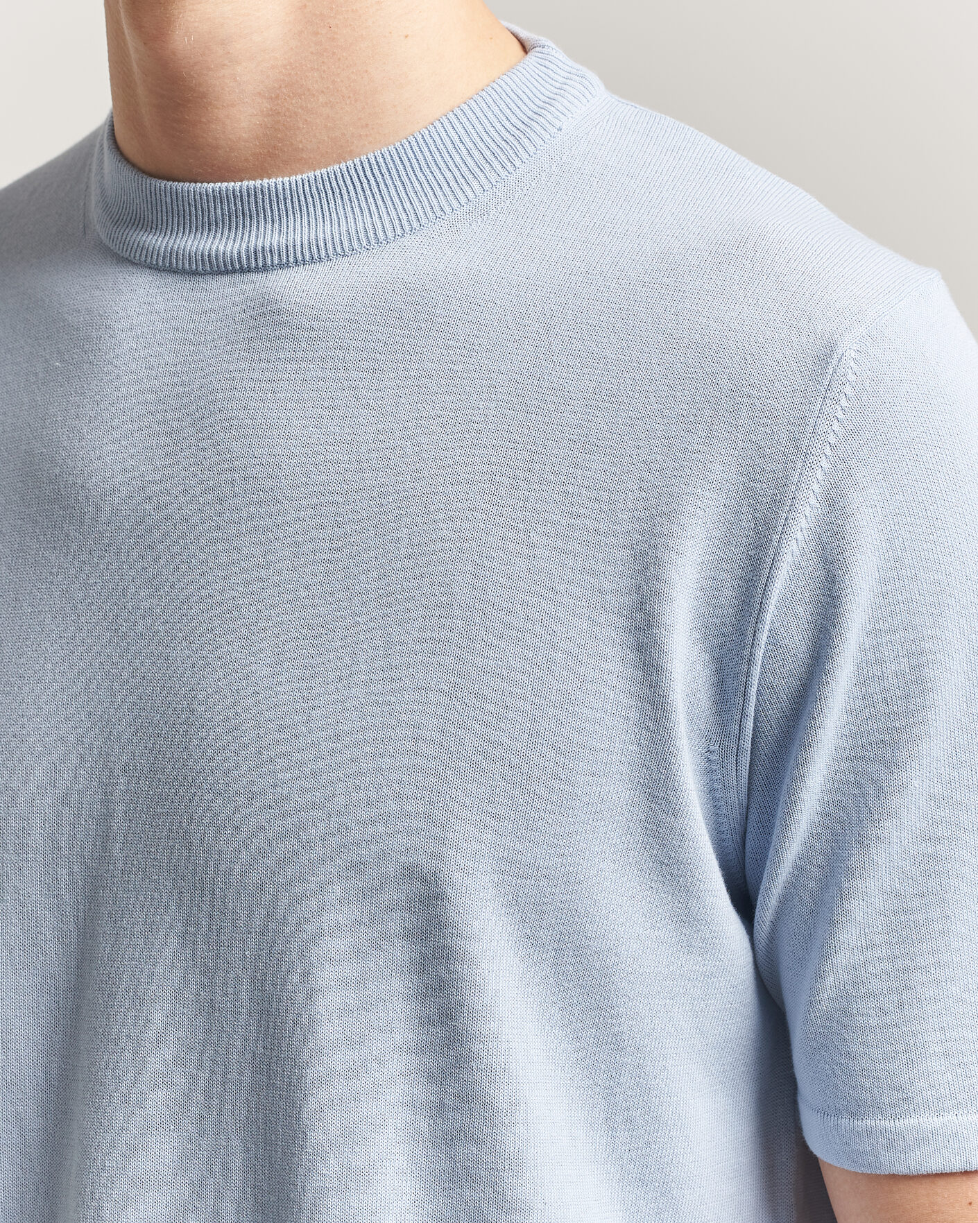 Hombres | Camisetas | Morgano | Knitted Cotton Crepe T-Shirt Light Blue