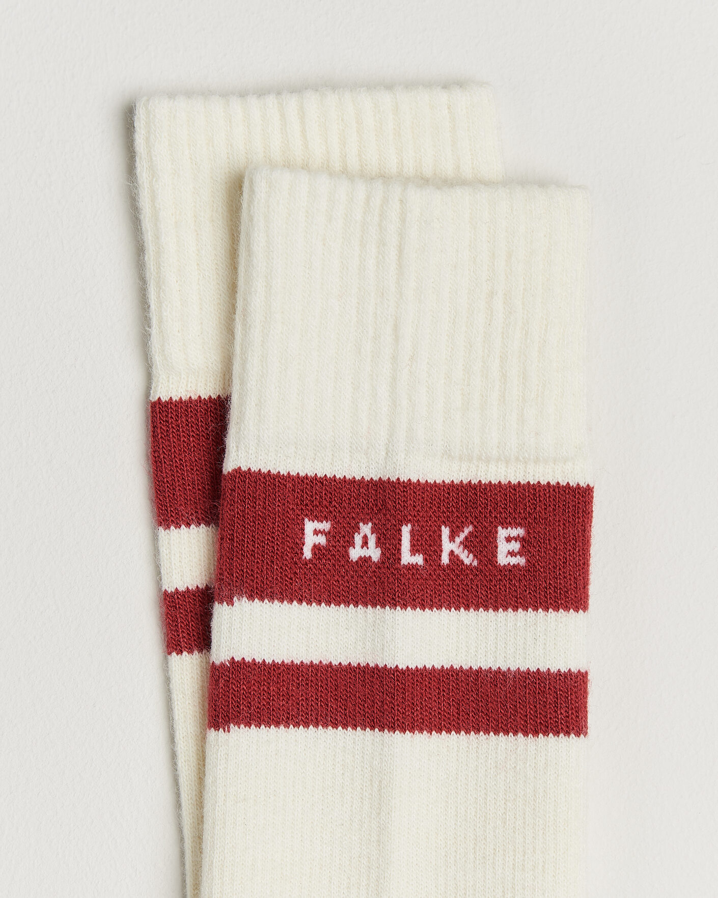 Hombres | Ropa interior y calcetines | Falke Sport | TK2 Explore Trekking Socks White/Red
