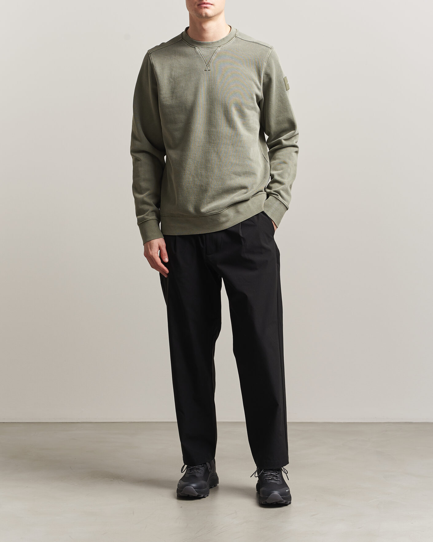 Hombres | Jerséis y prendas de punto | Sail Racing | Wind Pigment Dyed Sweatshirt Mud Green