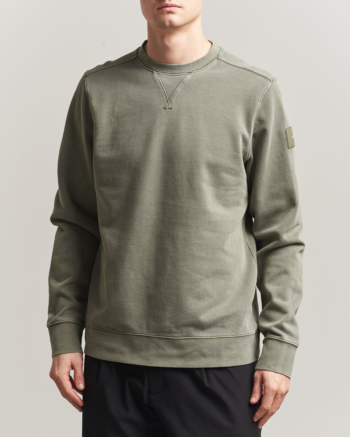 Hombres | Jerséis y prendas de punto | Sail Racing | Wind Pigment Dyed Sweatshirt Mud Green