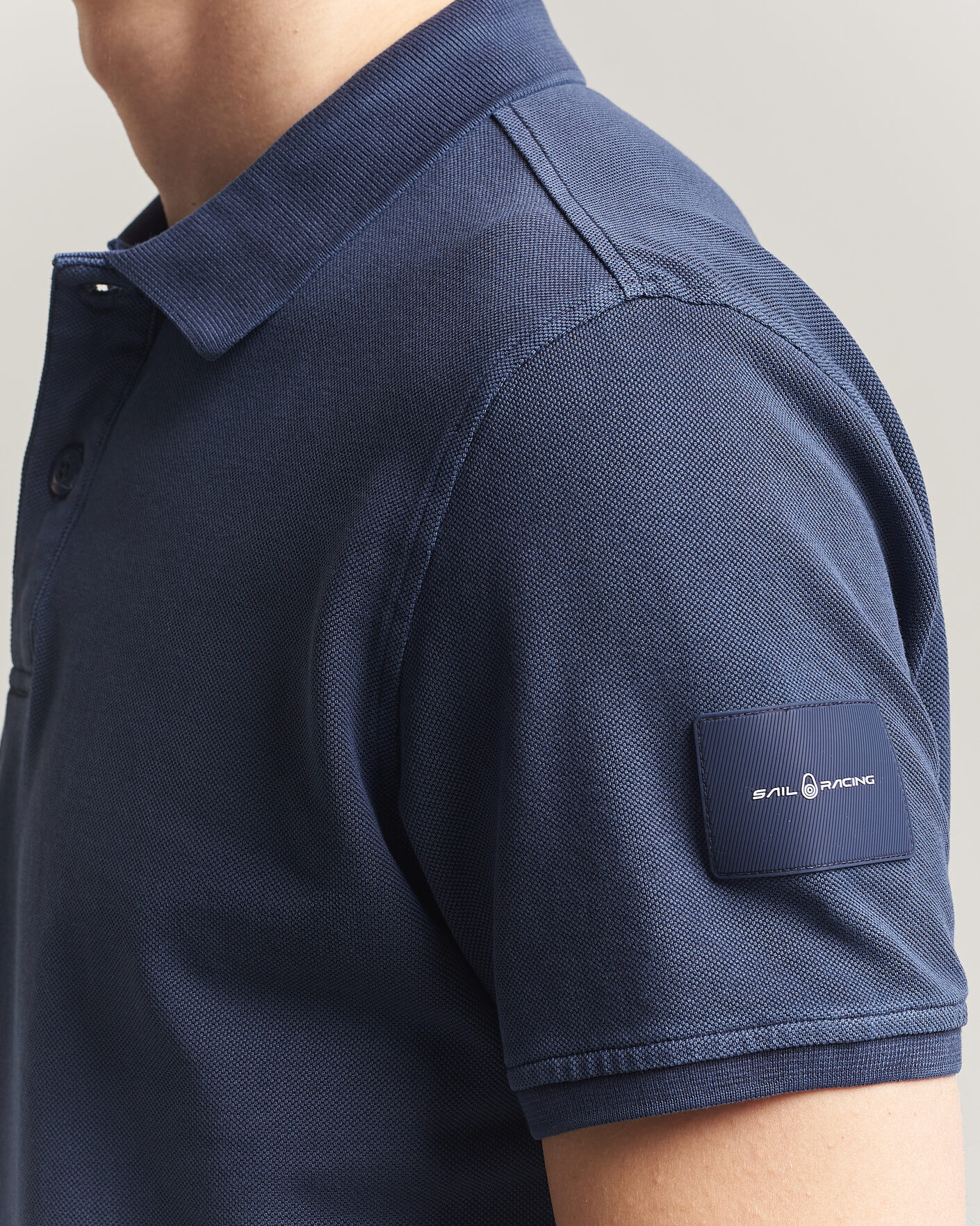 Hombres | Polos | Sail Racing | Wind Pigment Dyed Polo Dark Navy