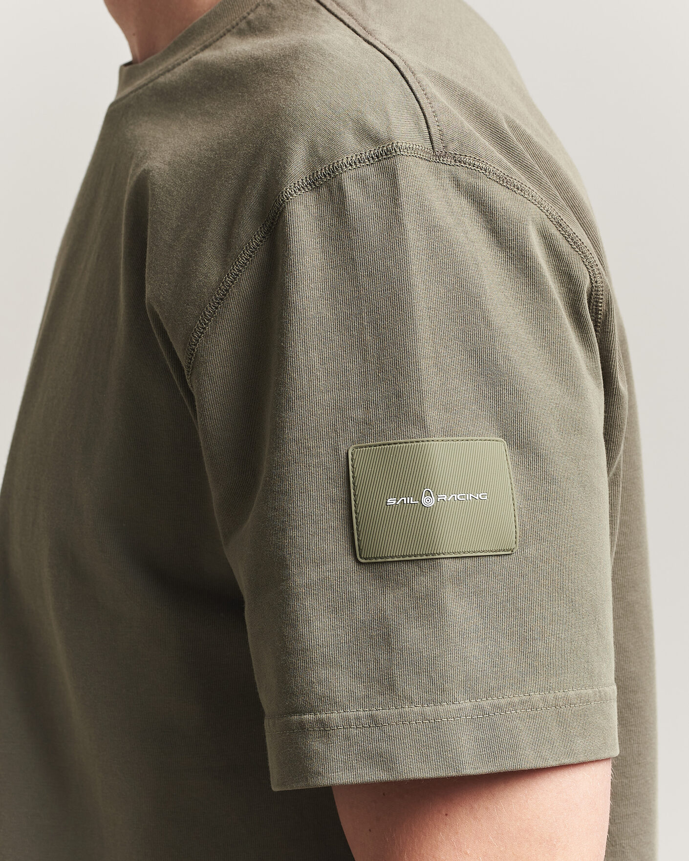 Hombres | Camisetas | Sail Racing | Wind Pigment Dyed T-Shirt Mud Green