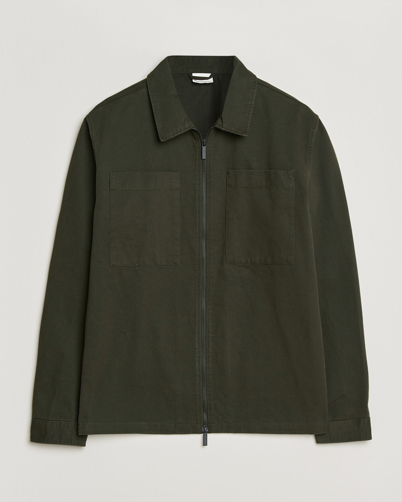 Hombres | Camisas | KnowledgeCotton Apparel | Cotton Twill Stretch Zip Overshirt Forest Night