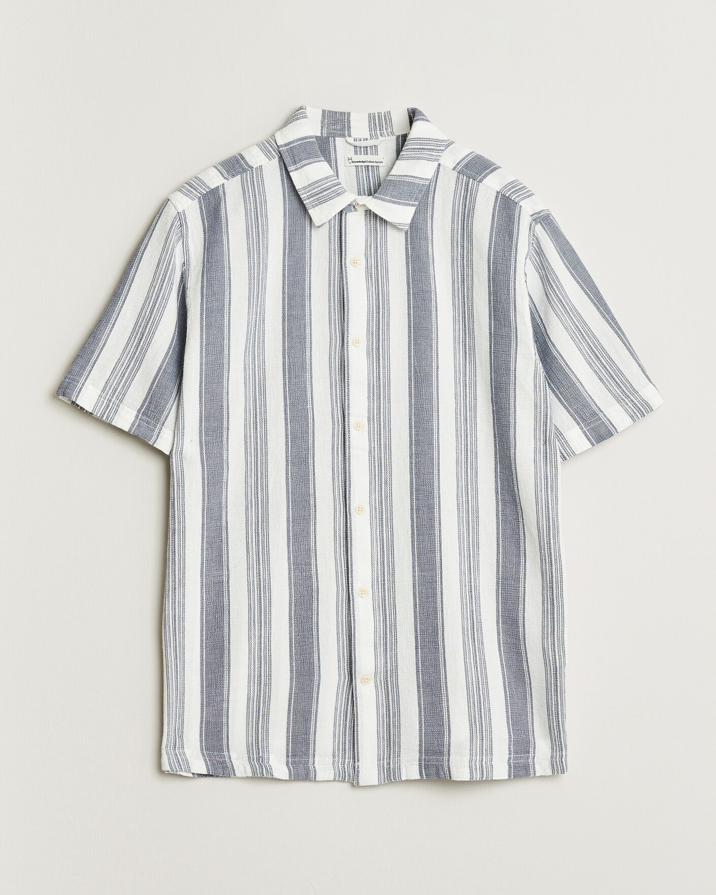 Hombres | Camisas | KnowledgeCotton Apparel | Box Short Sleeve Stripe Shirt Blue Stripe
