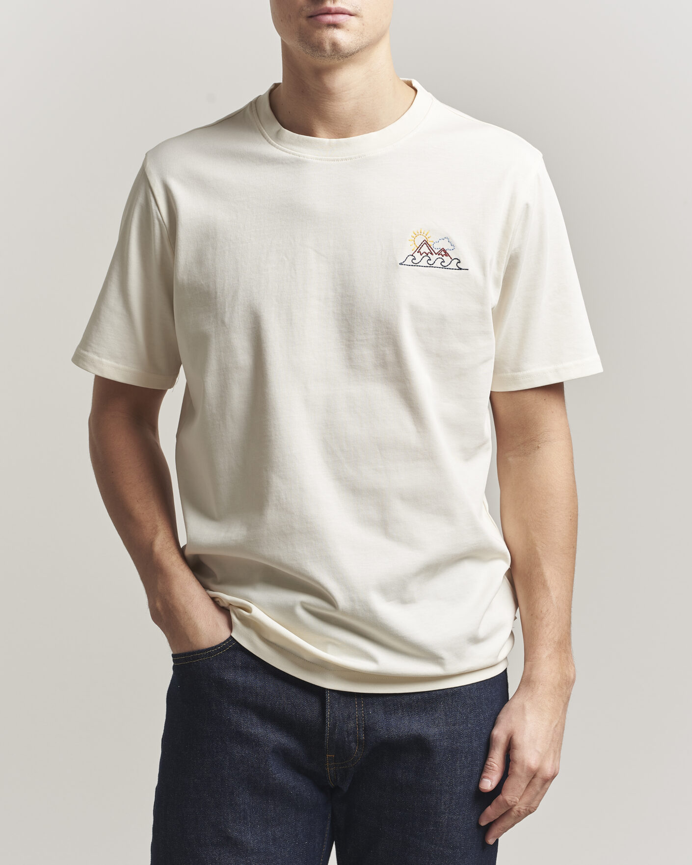 Hombres | Camisetas | KnowledgeCotton Apparel | Chest Print T-Shirt Egret