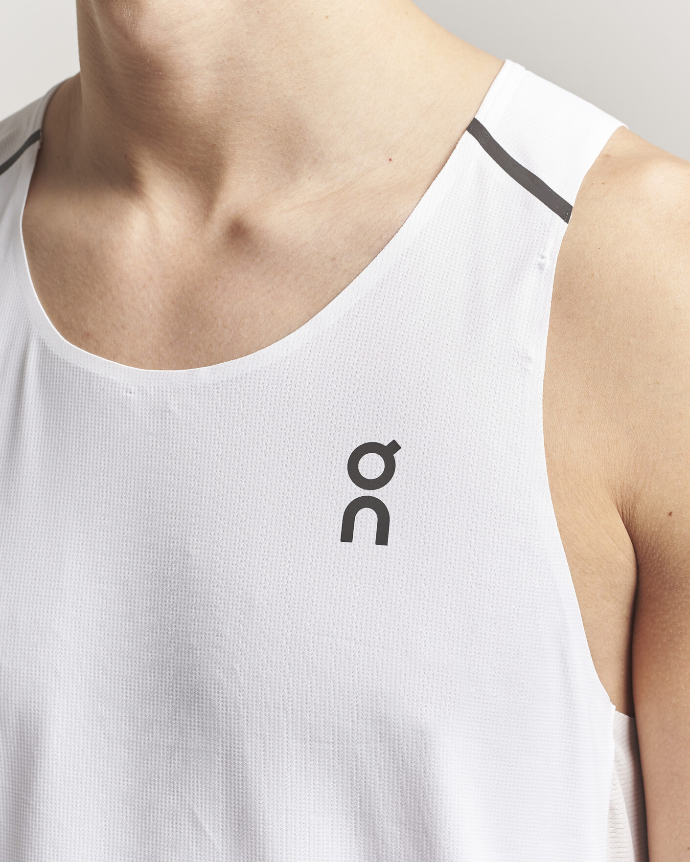 Hombres | Camisetas | On | Performance Tank White/Silver