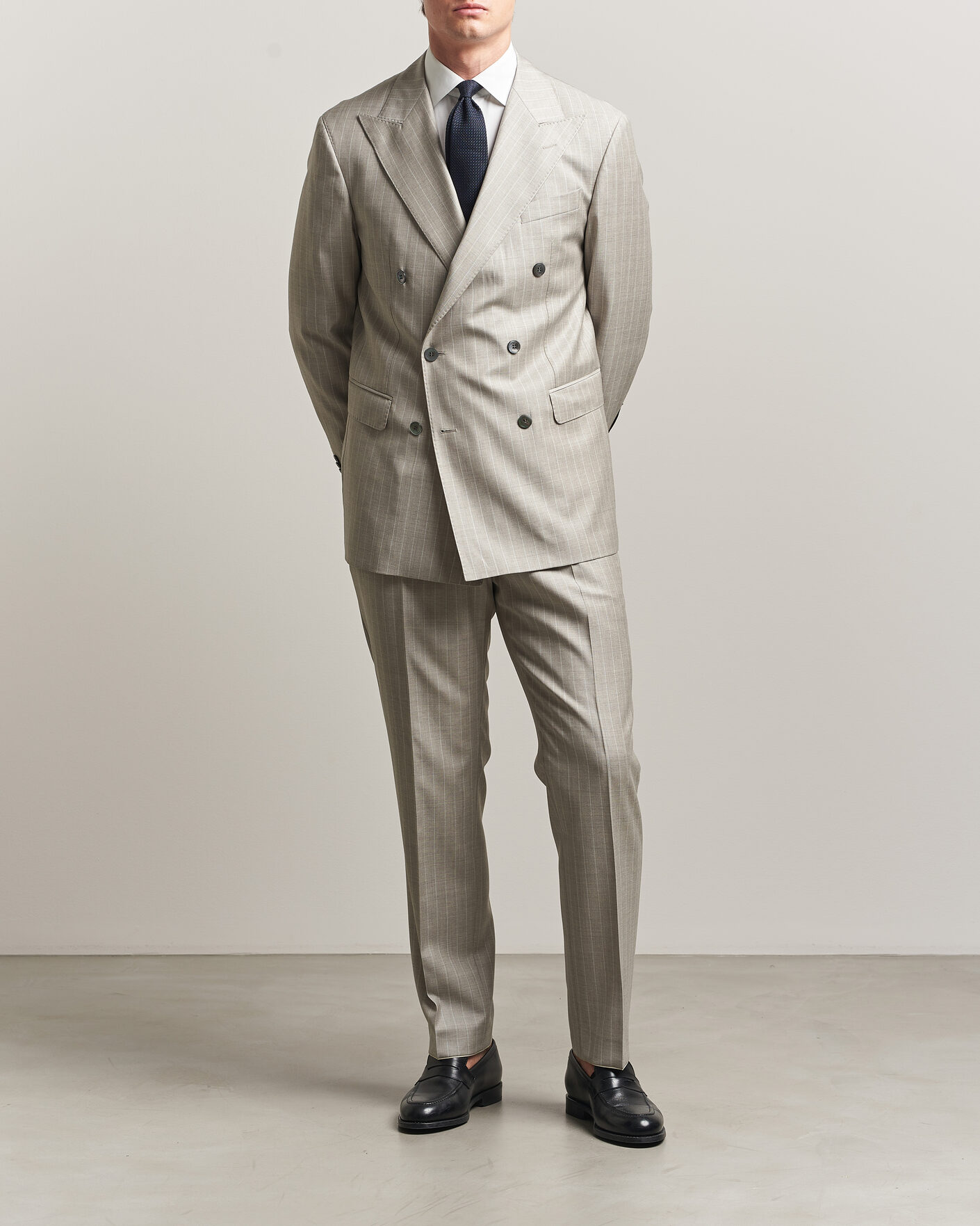 Hombres | Pantalones | Oscar Jacobson | Delon Striped Wool Trousers Beige