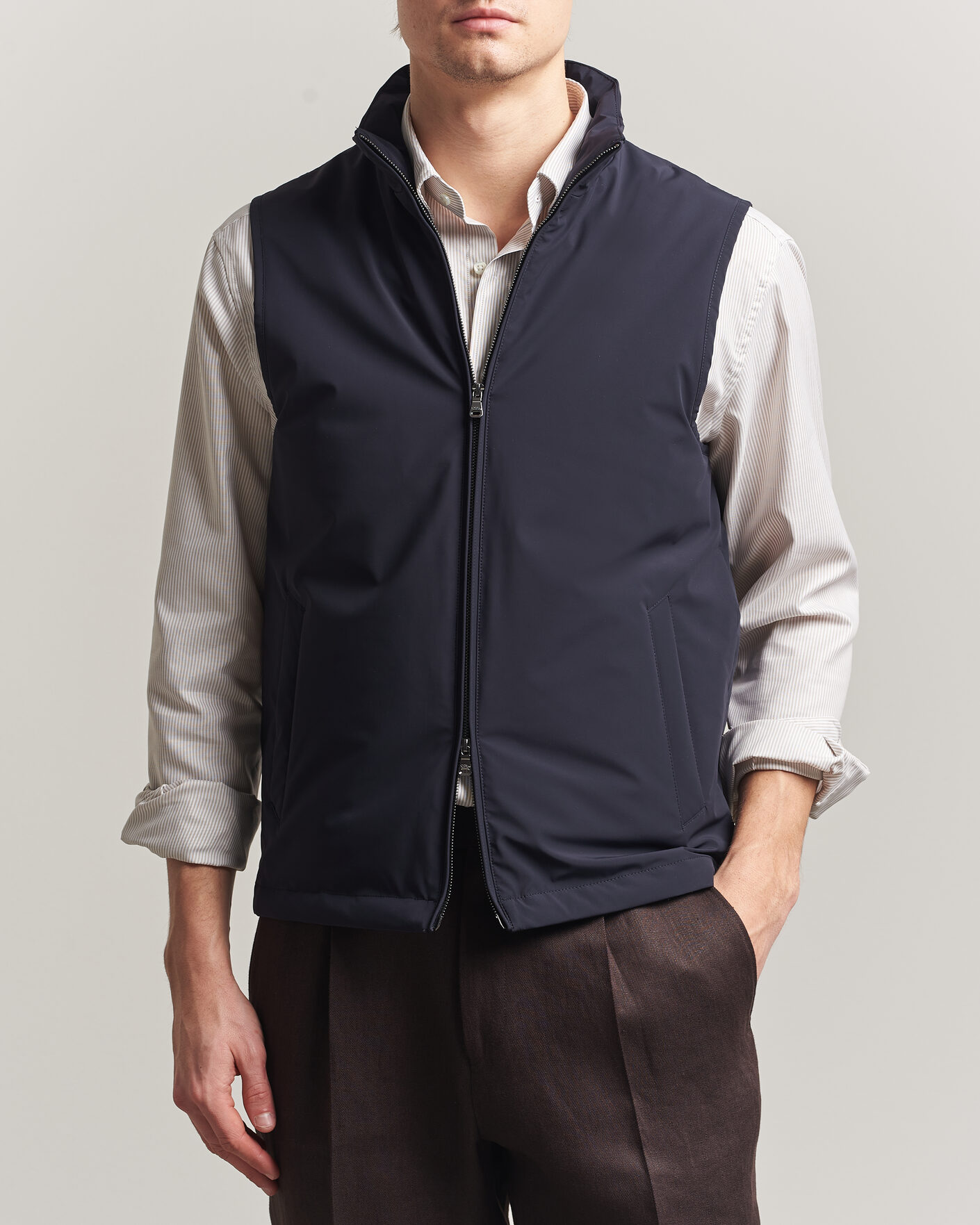 Hombres | Chalecos | Oscar Jacobson | Light Zipped Waistcoat Navy