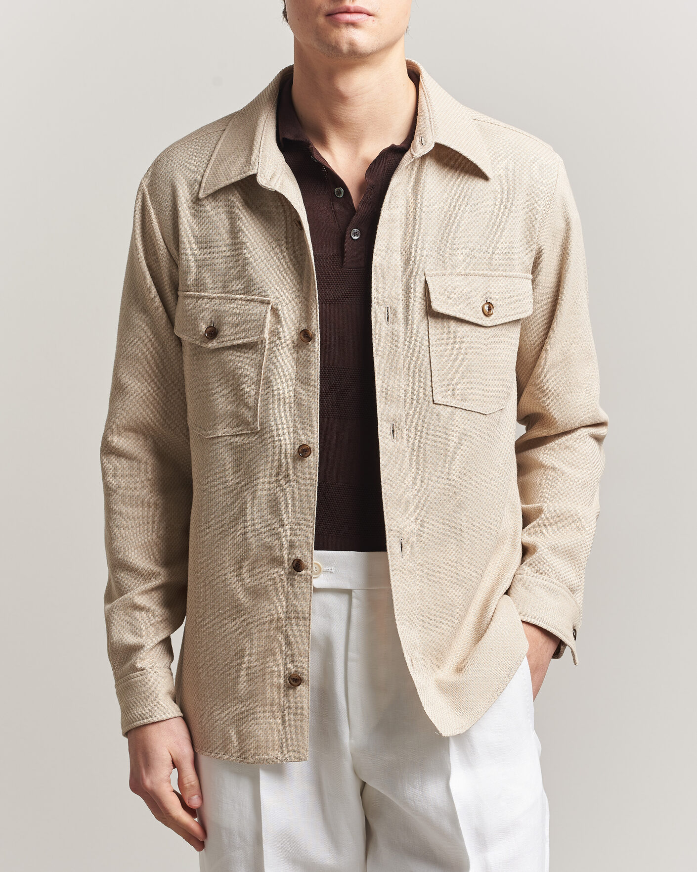 Hombres | Camisas | Oscar Jacobson | Magnus Structure Cotton Overshirt Beige