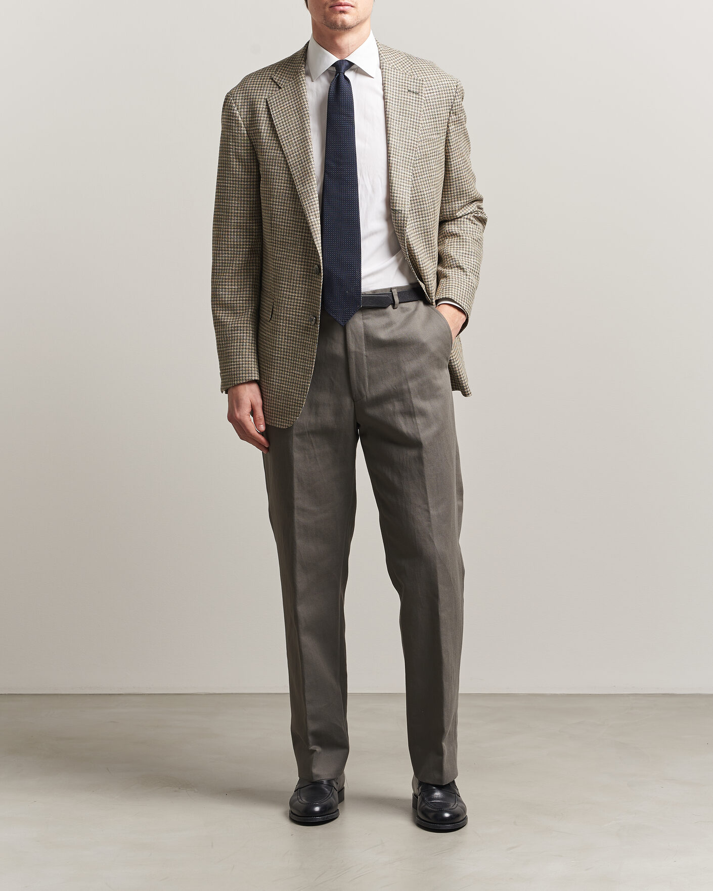 Hombres | Pantalones | Oscar Jacobson | Del Cotton/Linen Trousers Olive
